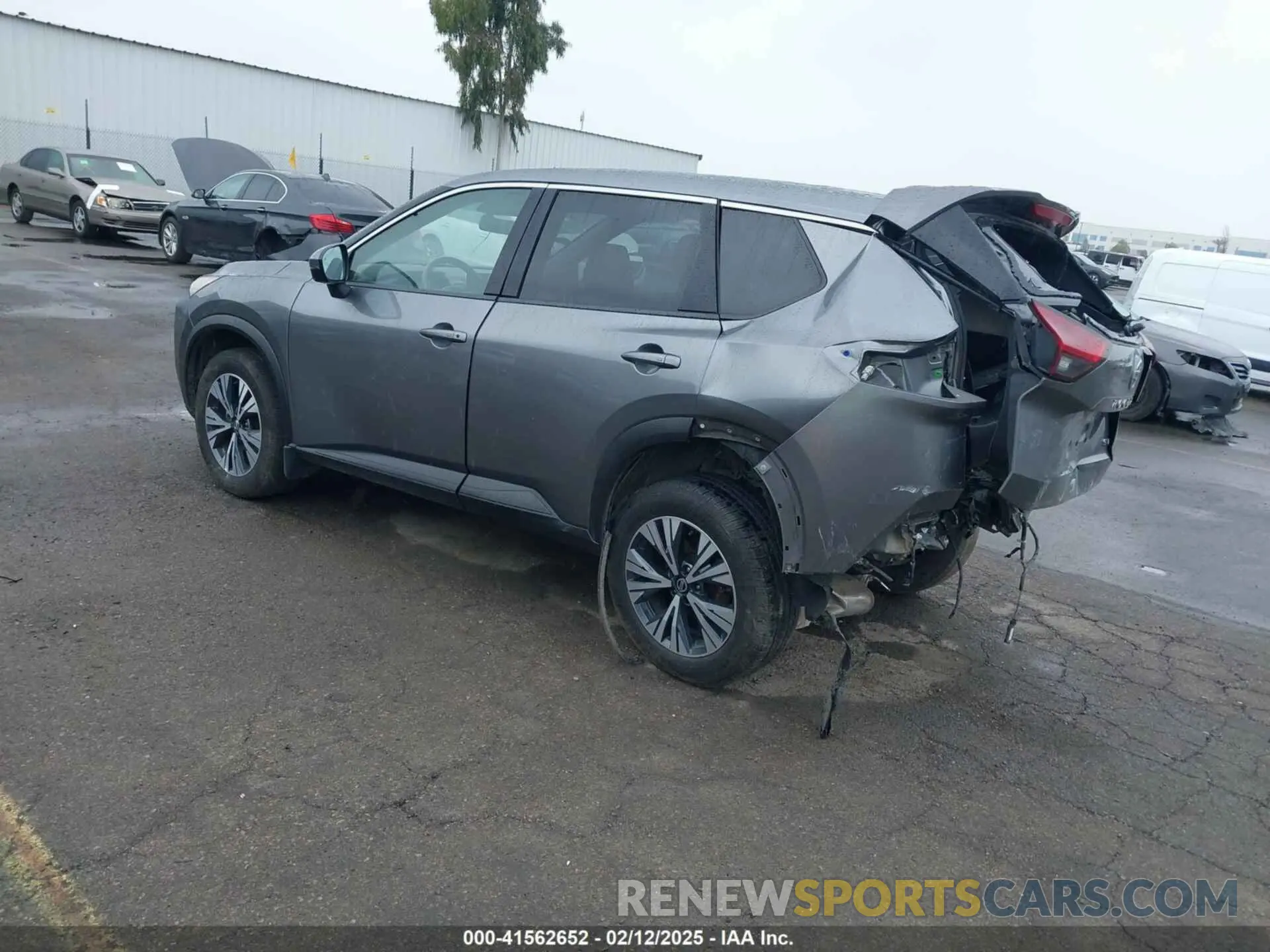 3 Photograph of a damaged car JN8AT3BA8MW025576 NISSAN ROGUE 2021