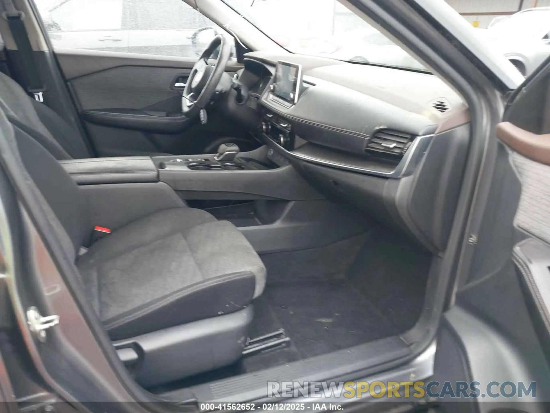 5 Photograph of a damaged car JN8AT3BA8MW025576 NISSAN ROGUE 2021