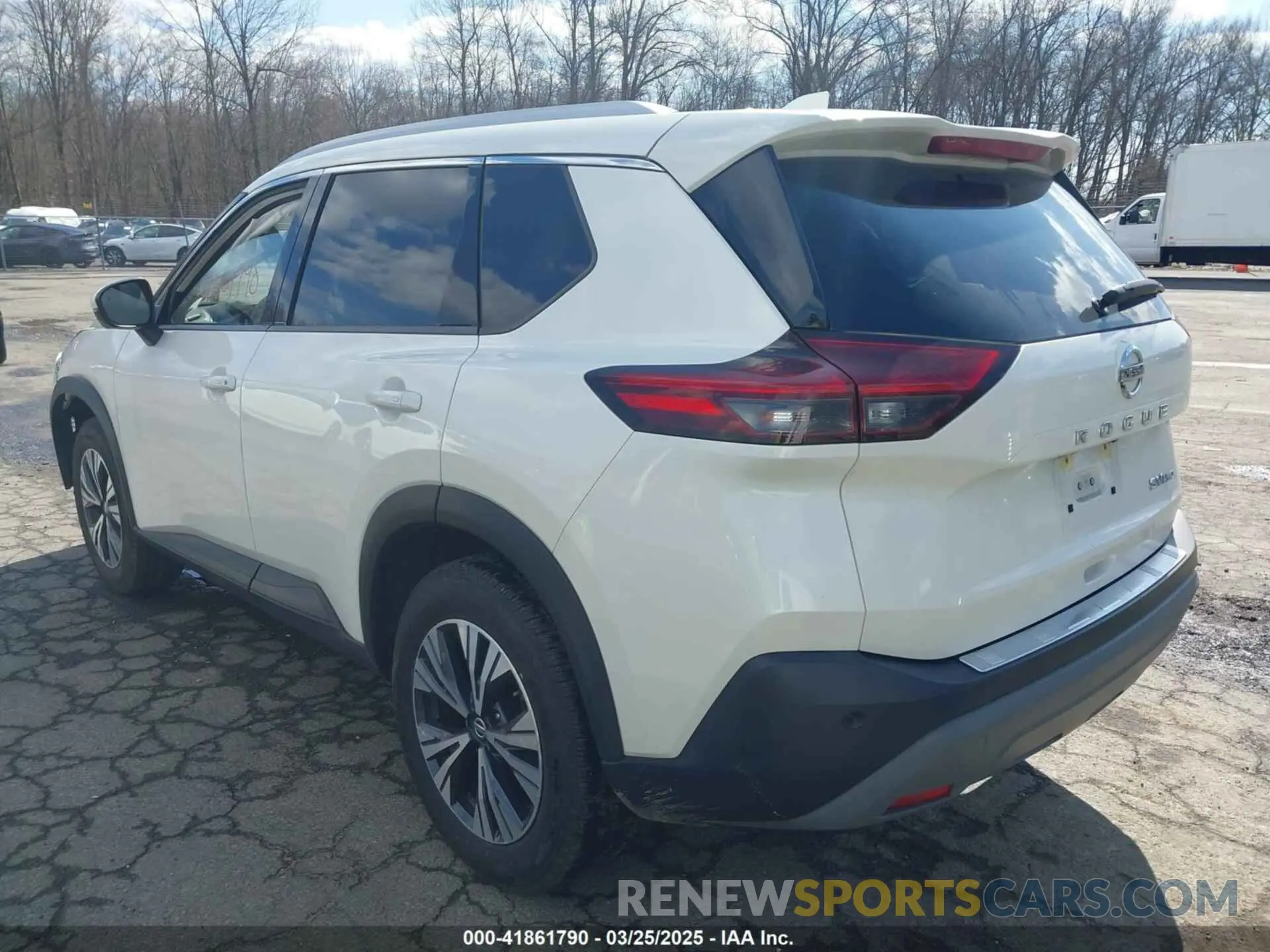 3 Photograph of a damaged car JN8AT3BB0MW214750 NISSAN ROGUE 2021