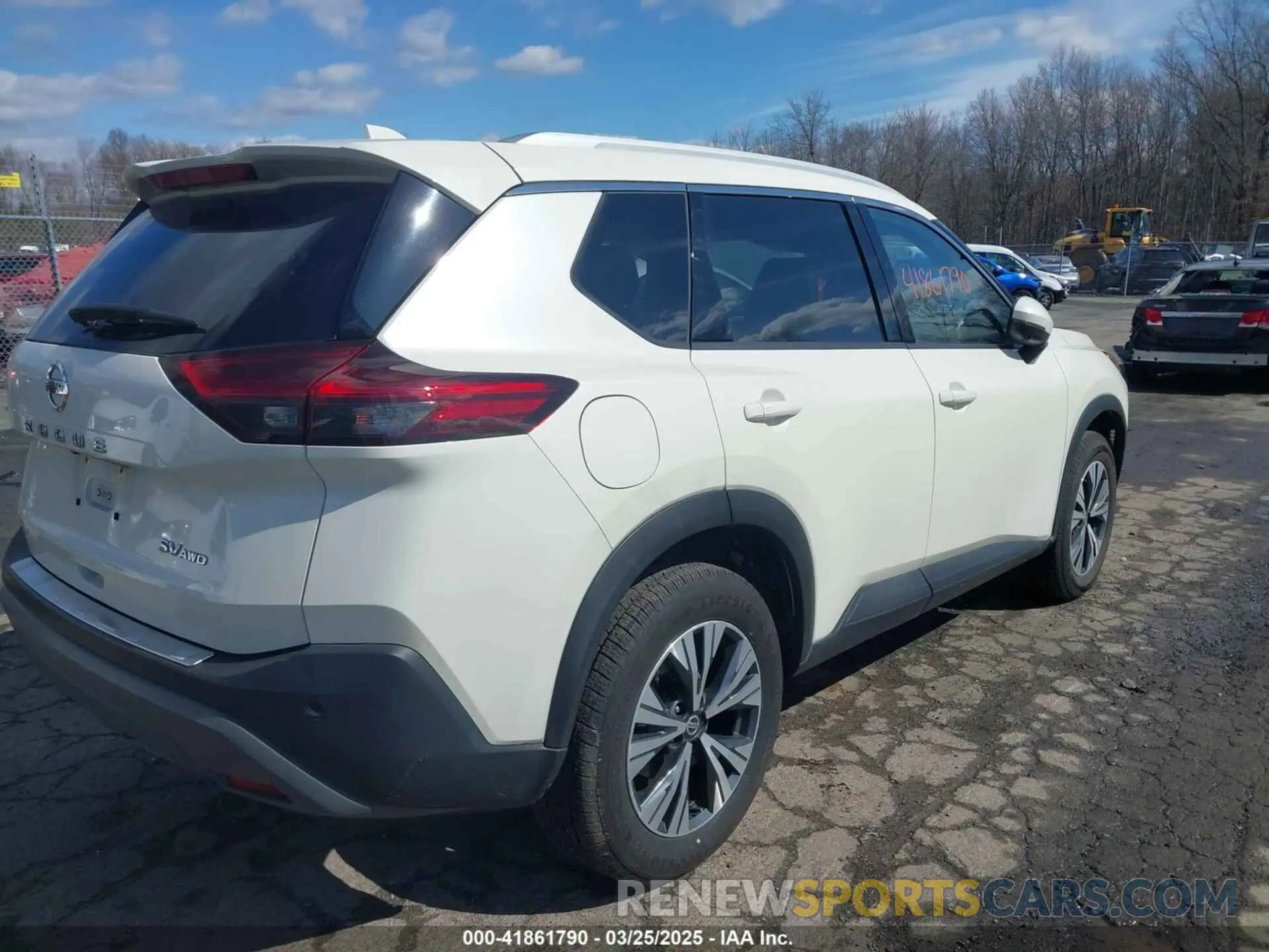 4 Photograph of a damaged car JN8AT3BB0MW214750 NISSAN ROGUE 2021