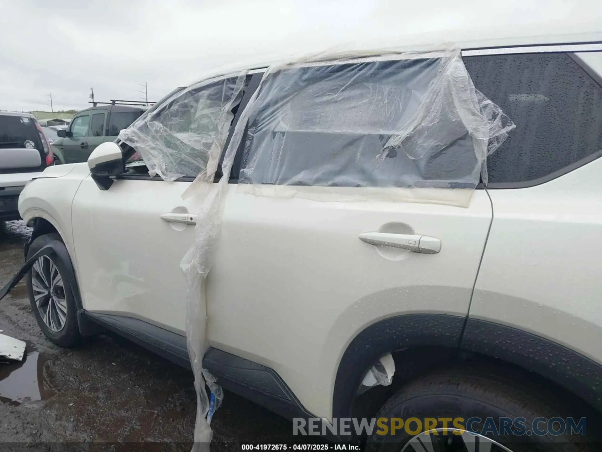 13 Photograph of a damaged car JN8AT3BB1MW232187 NISSAN ROGUE 2021