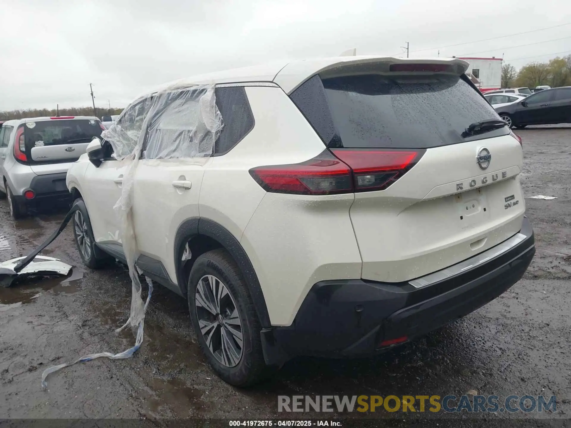 3 Photograph of a damaged car JN8AT3BB1MW232187 NISSAN ROGUE 2021