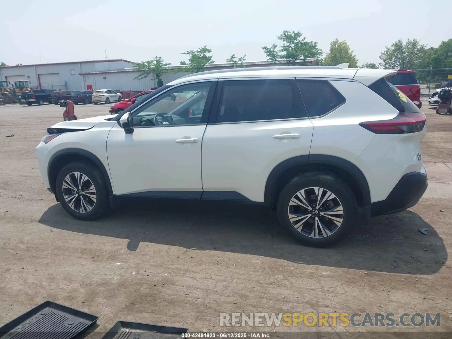 14 Photograph of a damaged car JN8AT3BB1MW233209 NISSAN ROGUE 2021
