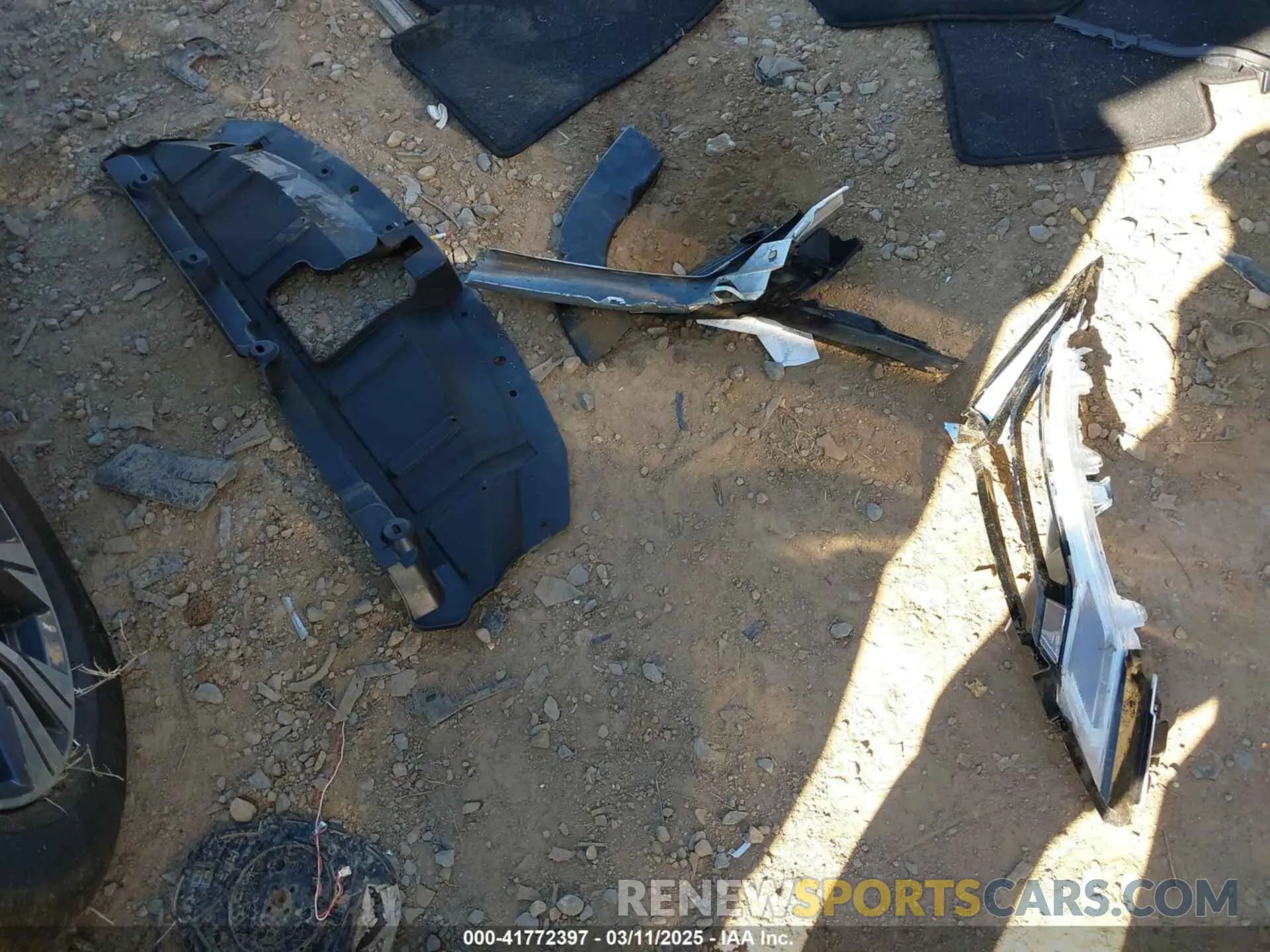 11 Photograph of a damaged car JN8AT3BB1MW235770 NISSAN ROGUE 2021