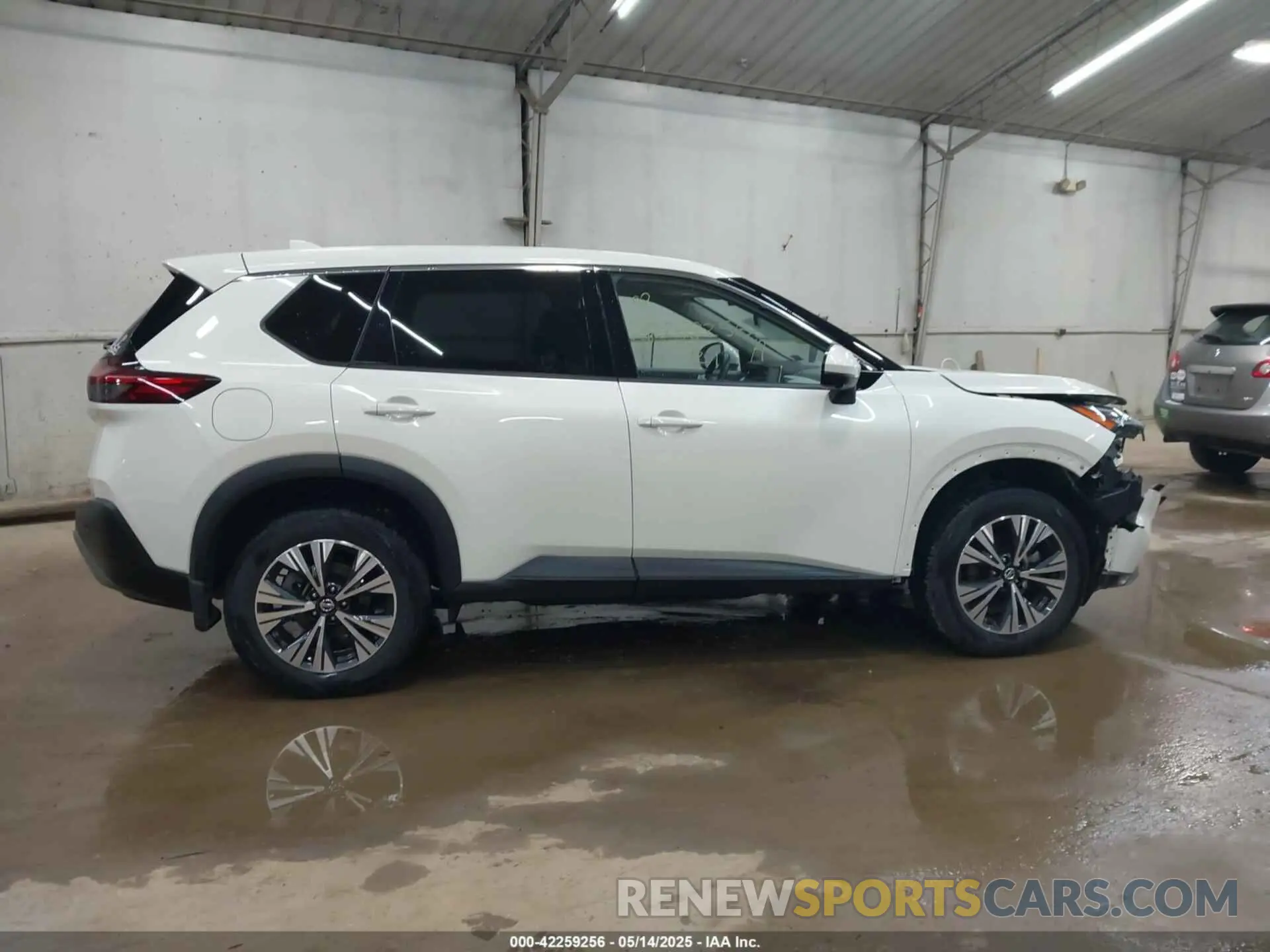 13 Photograph of a damaged car JN8AT3BB3MW210000 NISSAN ROGUE 2021