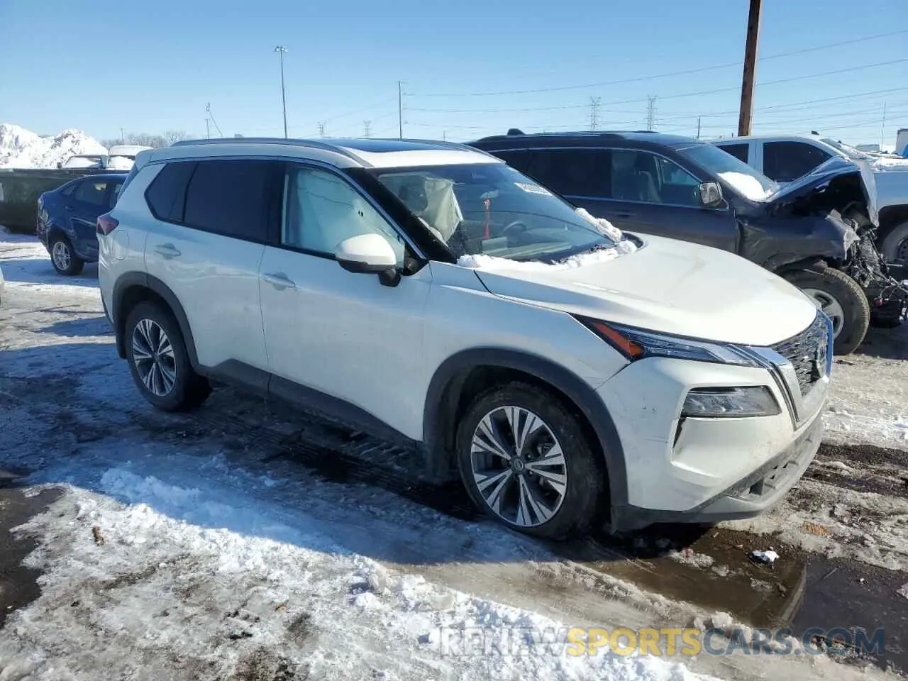 4 Photograph of a damaged car JN8AT3BB3MW232868 NISSAN ROGUE 2021