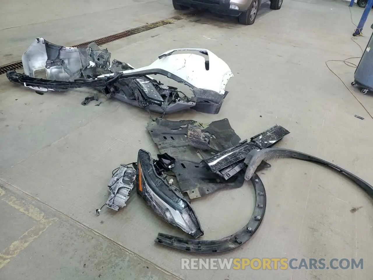 13 Photograph of a damaged car JN8AT3BB3MW234135 NISSAN ROGUE 2021