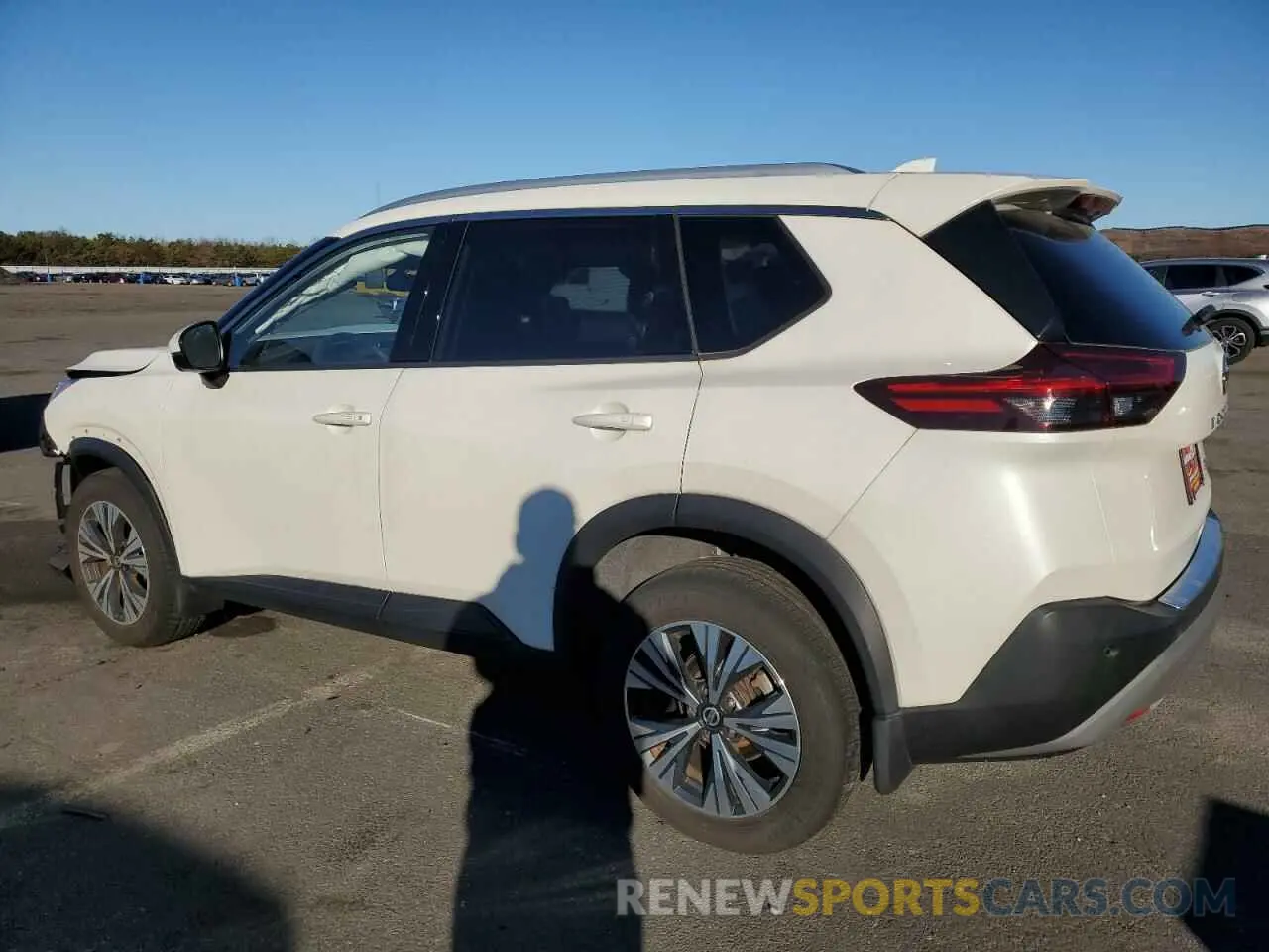 2 Photograph of a damaged car JN8AT3BB3MW235690 NISSAN ROGUE 2021