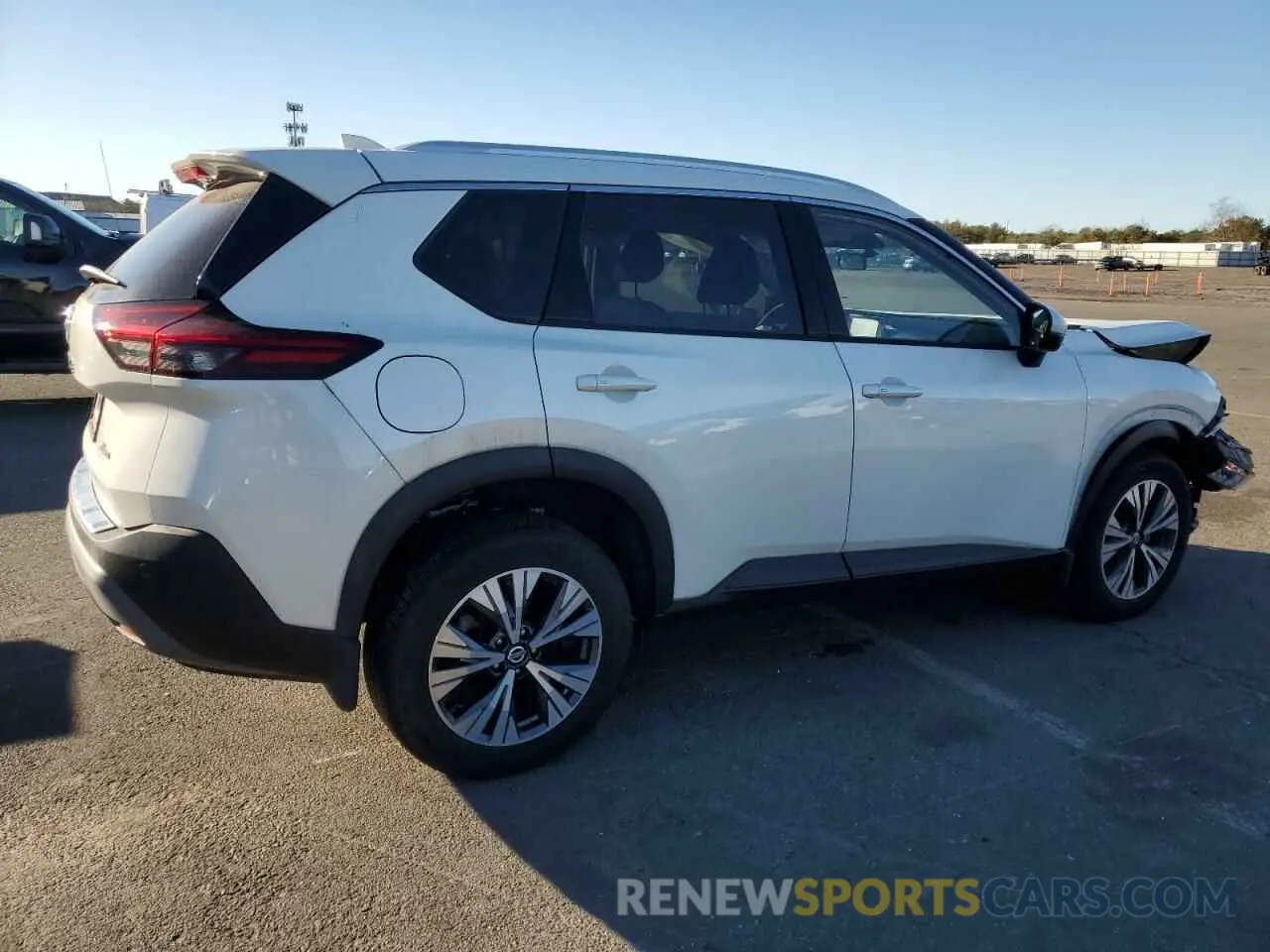 3 Photograph of a damaged car JN8AT3BB3MW235690 NISSAN ROGUE 2021
