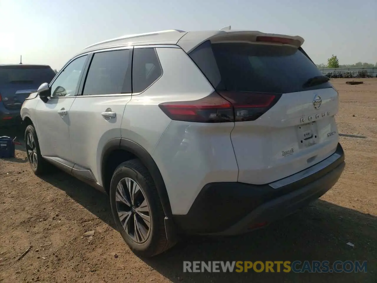 2 Photograph of a damaged car JN8AT3BB4MW210829 NISSAN ROGUE 2021