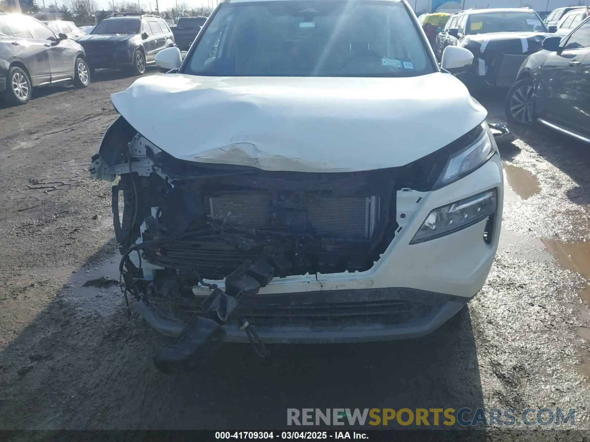 12 Photograph of a damaged car JN8AT3BB4MW213343 NISSAN ROGUE 2021