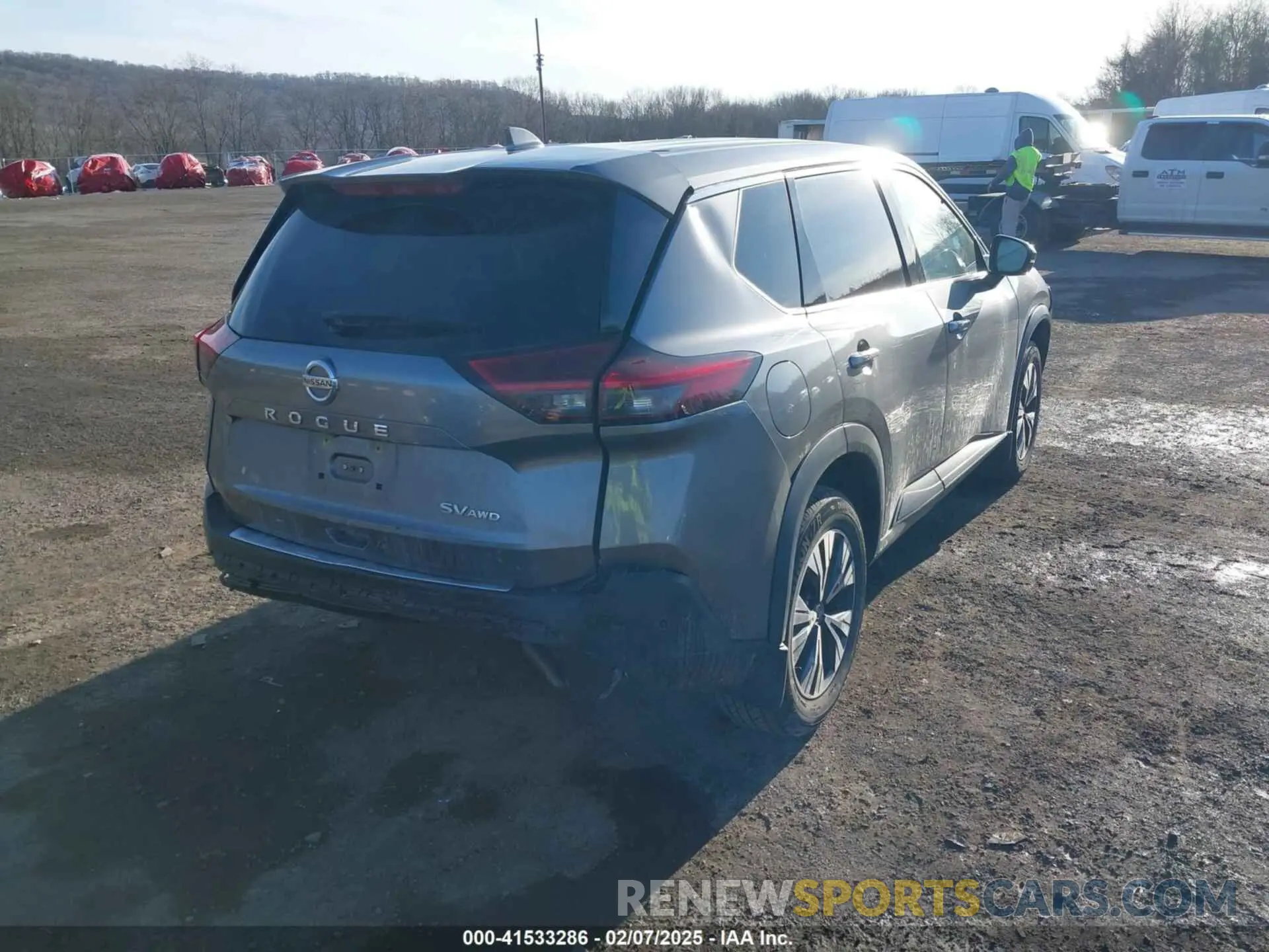 4 Photograph of a damaged car JN8AT3BB5MW203436 NISSAN ROGUE 2021