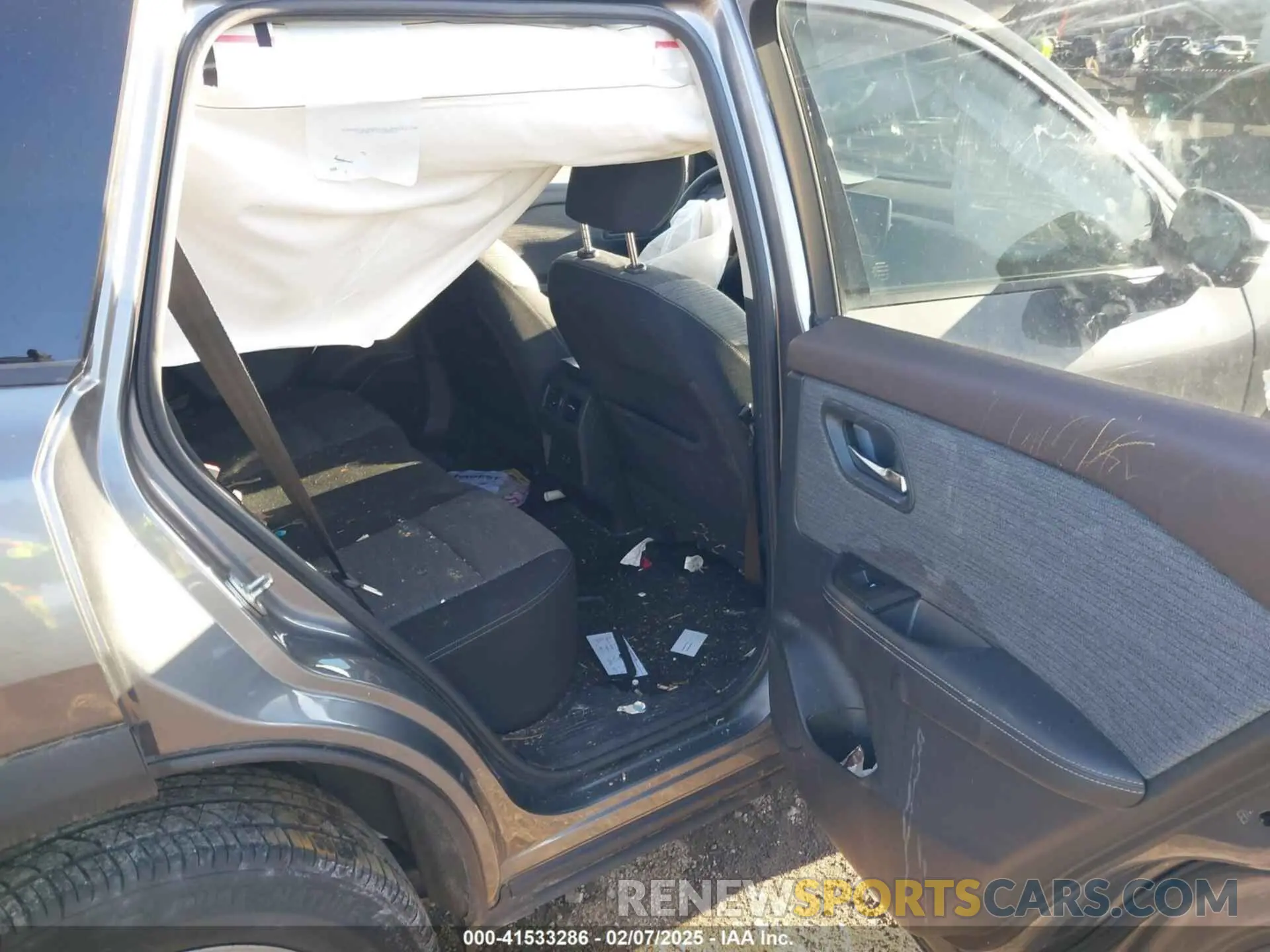 8 Photograph of a damaged car JN8AT3BB5MW203436 NISSAN ROGUE 2021