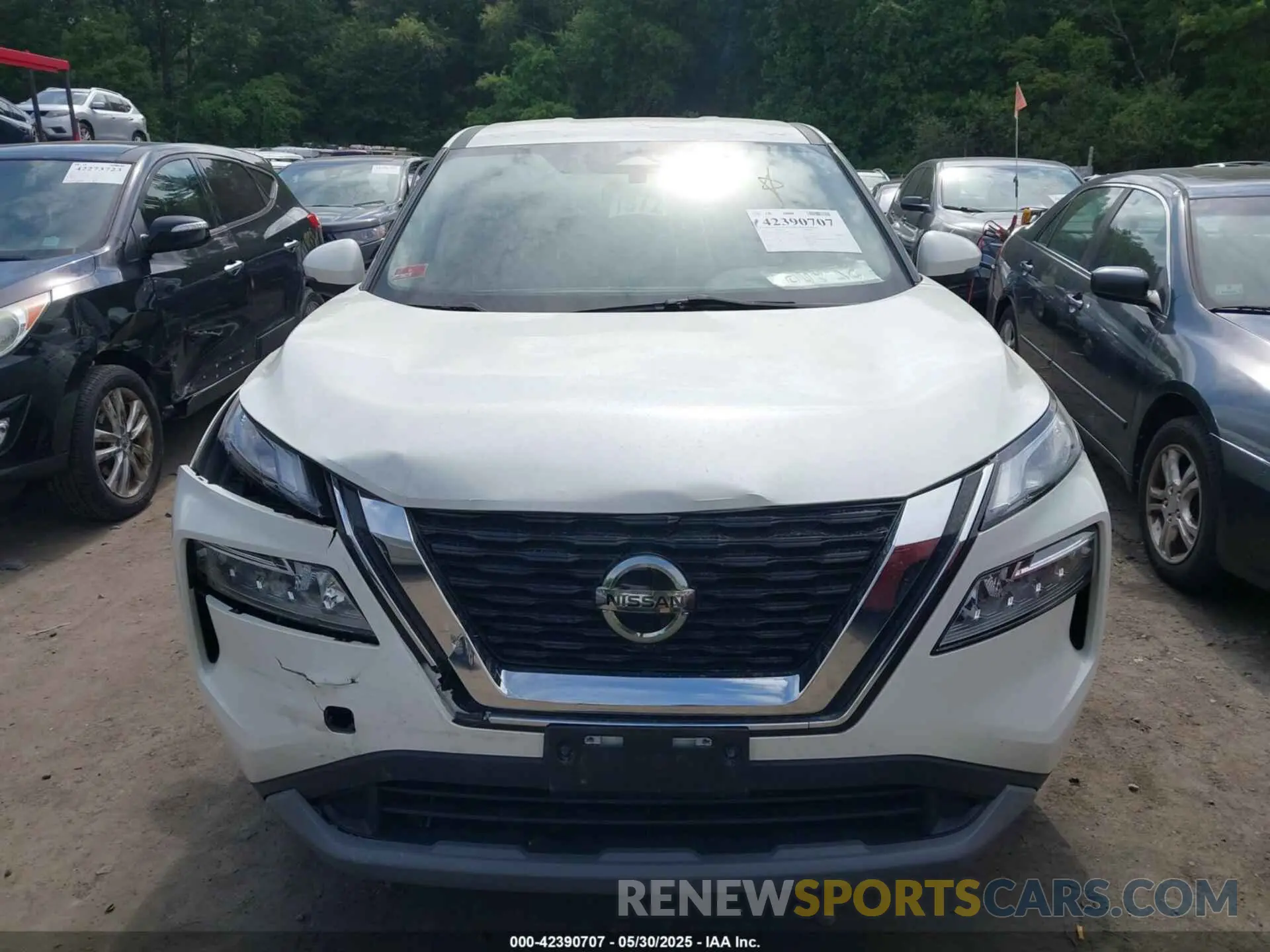 13 Photograph of a damaged car JN8AT3BB5MW203775 NISSAN ROGUE 2021