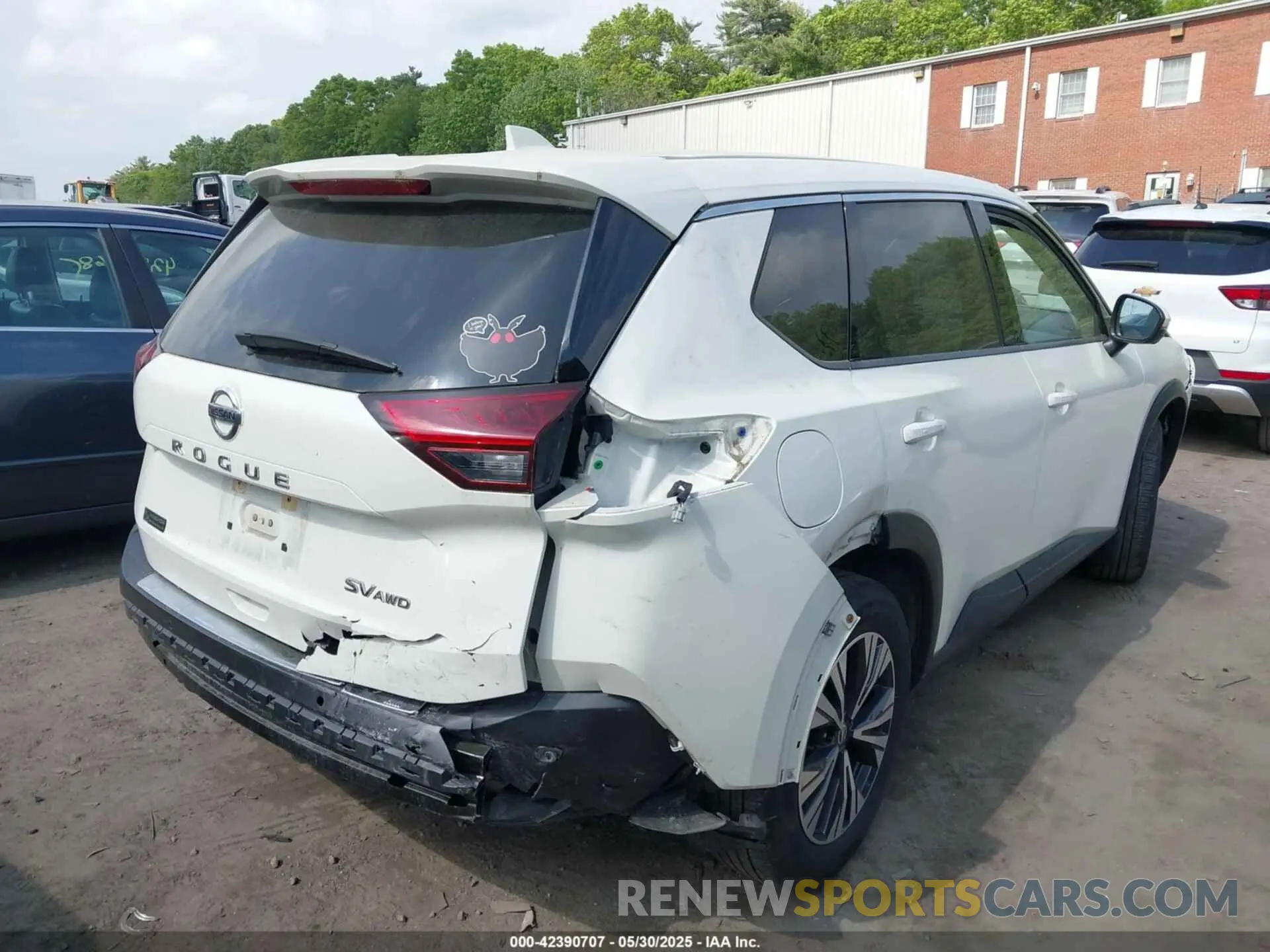 4 Photograph of a damaged car JN8AT3BB5MW203775 NISSAN ROGUE 2021