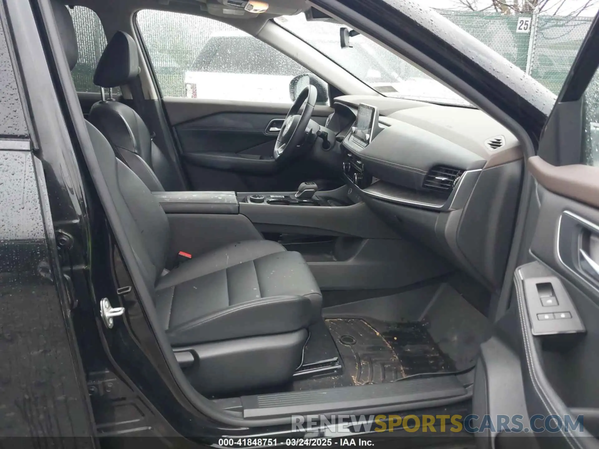 5 Photograph of a damaged car JN8AT3BB5MW212542 NISSAN ROGUE 2021