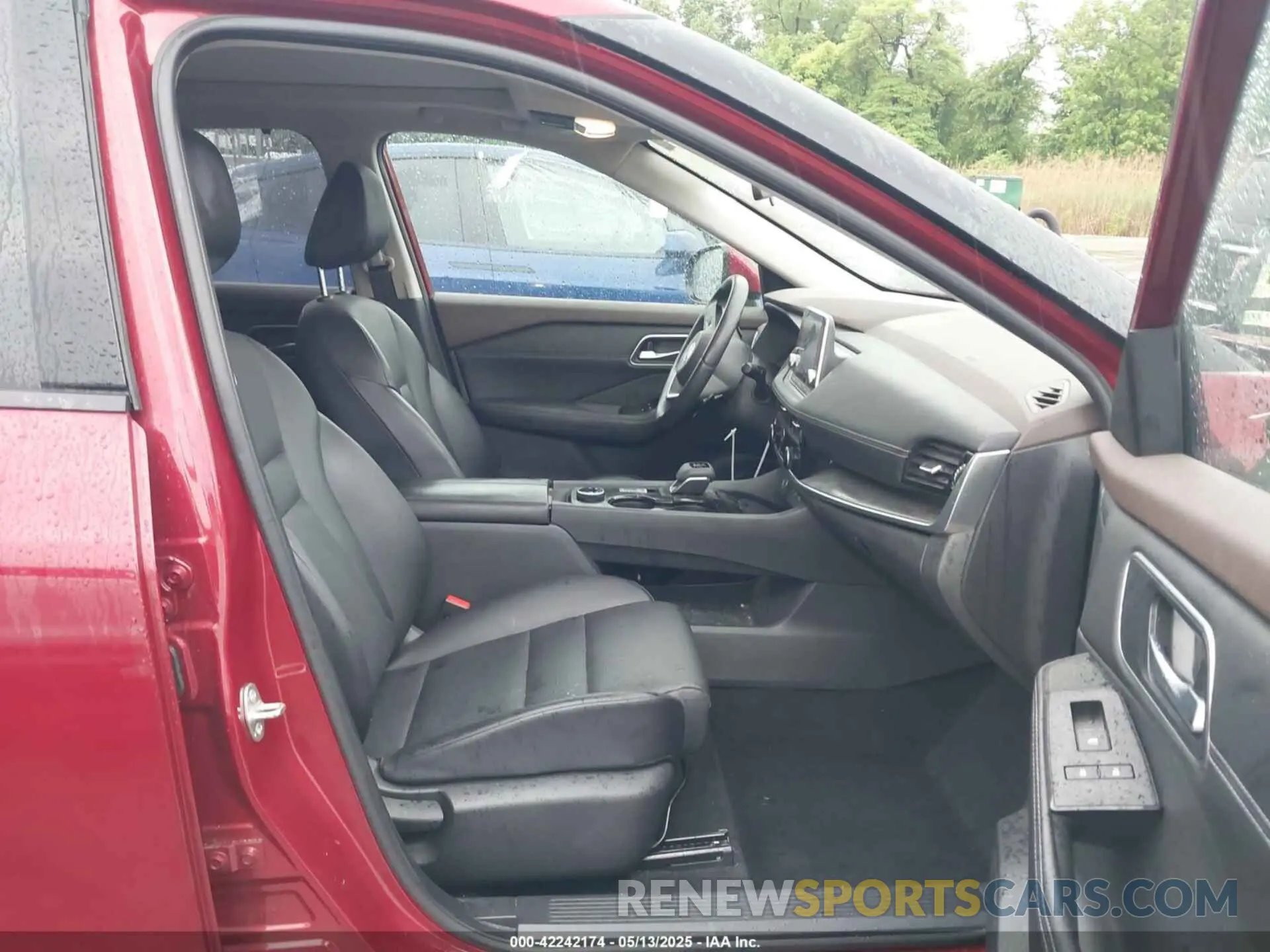 5 Photograph of a damaged car JN8AT3BB6MW207303 NISSAN ROGUE 2021