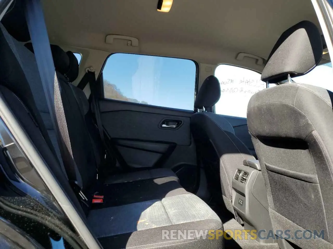 11 Photograph of a damaged car JN8AT3BB7MW201770 NISSAN ROGUE 2021