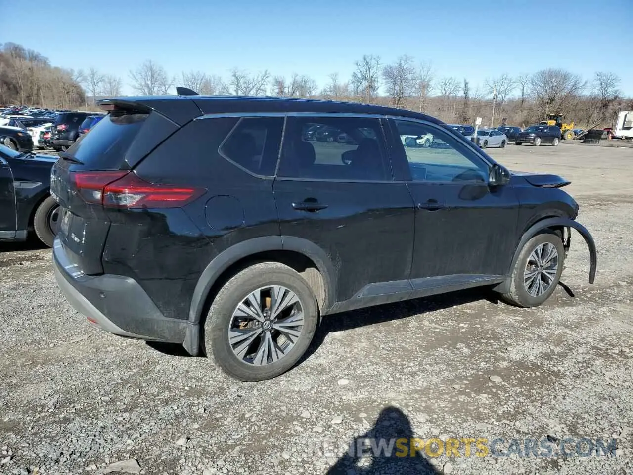 3 Photograph of a damaged car JN8AT3BB7MW201770 NISSAN ROGUE 2021