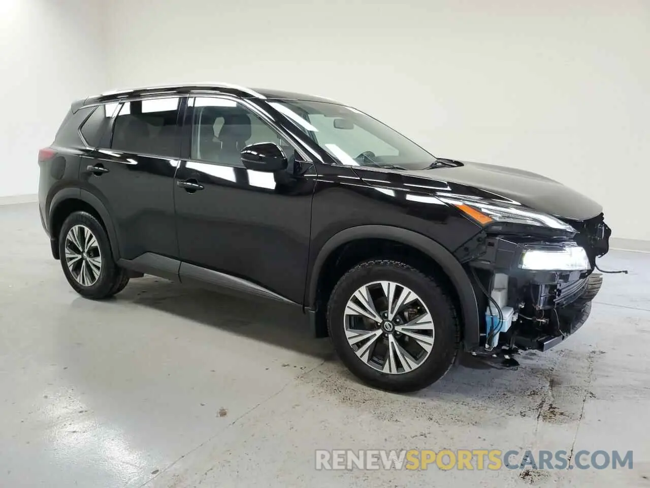 4 Photograph of a damaged car JN8AT3BB7MW215104 NISSAN ROGUE 2021
