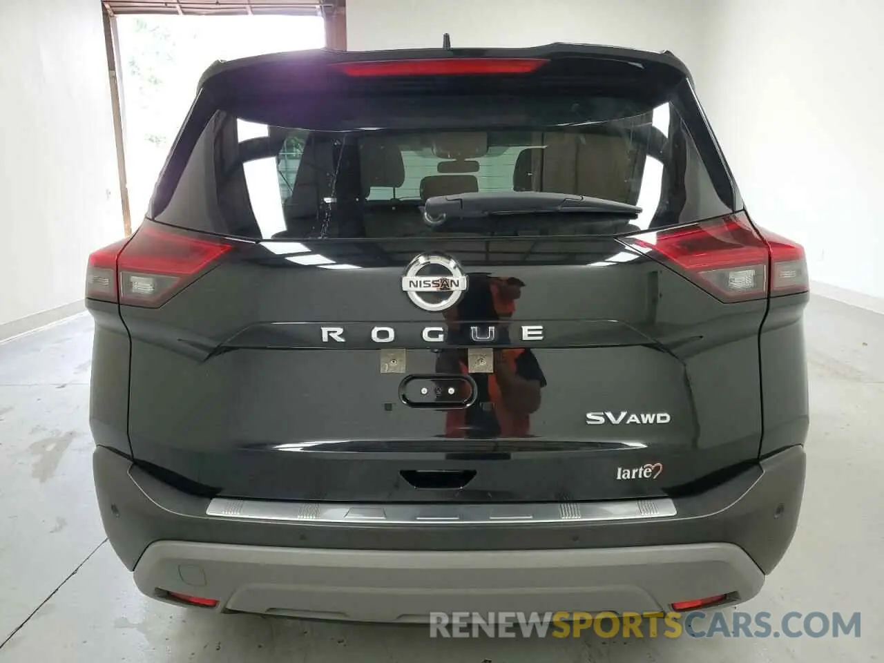6 Photograph of a damaged car JN8AT3BB7MW215104 NISSAN ROGUE 2021