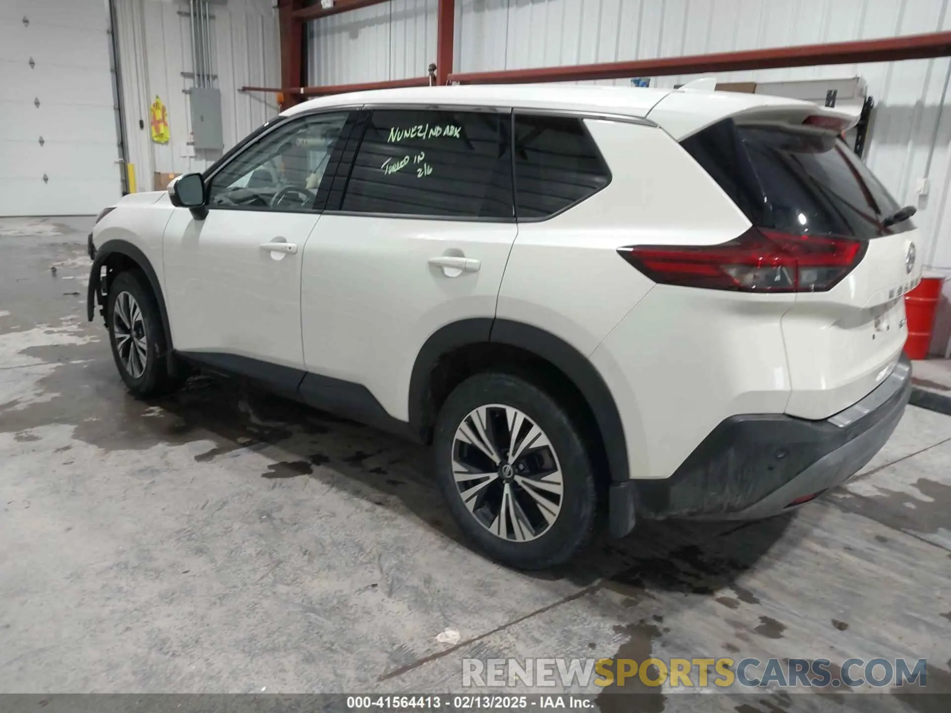 3 Photograph of a damaged car JN8AT3BB7MW219055 NISSAN ROGUE 2021