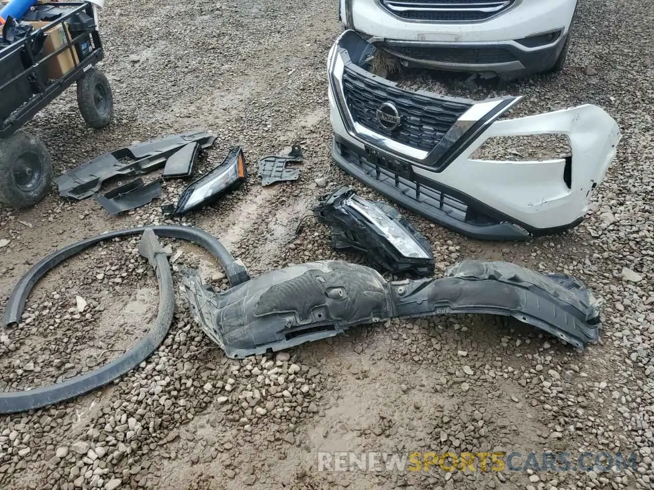 13 Photograph of a damaged car JN8AT3BB8MW209098 NISSAN ROGUE 2021