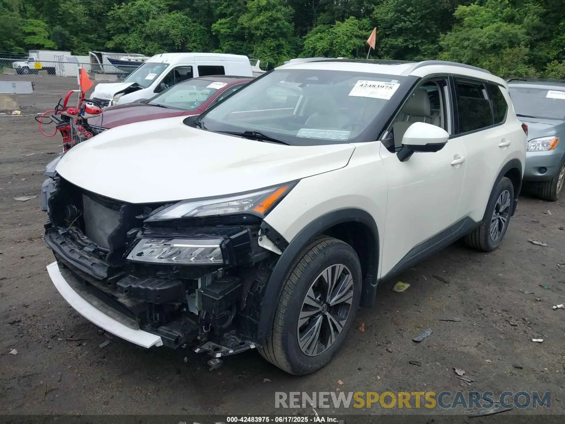 2 Photograph of a damaged car JN8AT3BB8MW222076 NISSAN ROGUE 2021