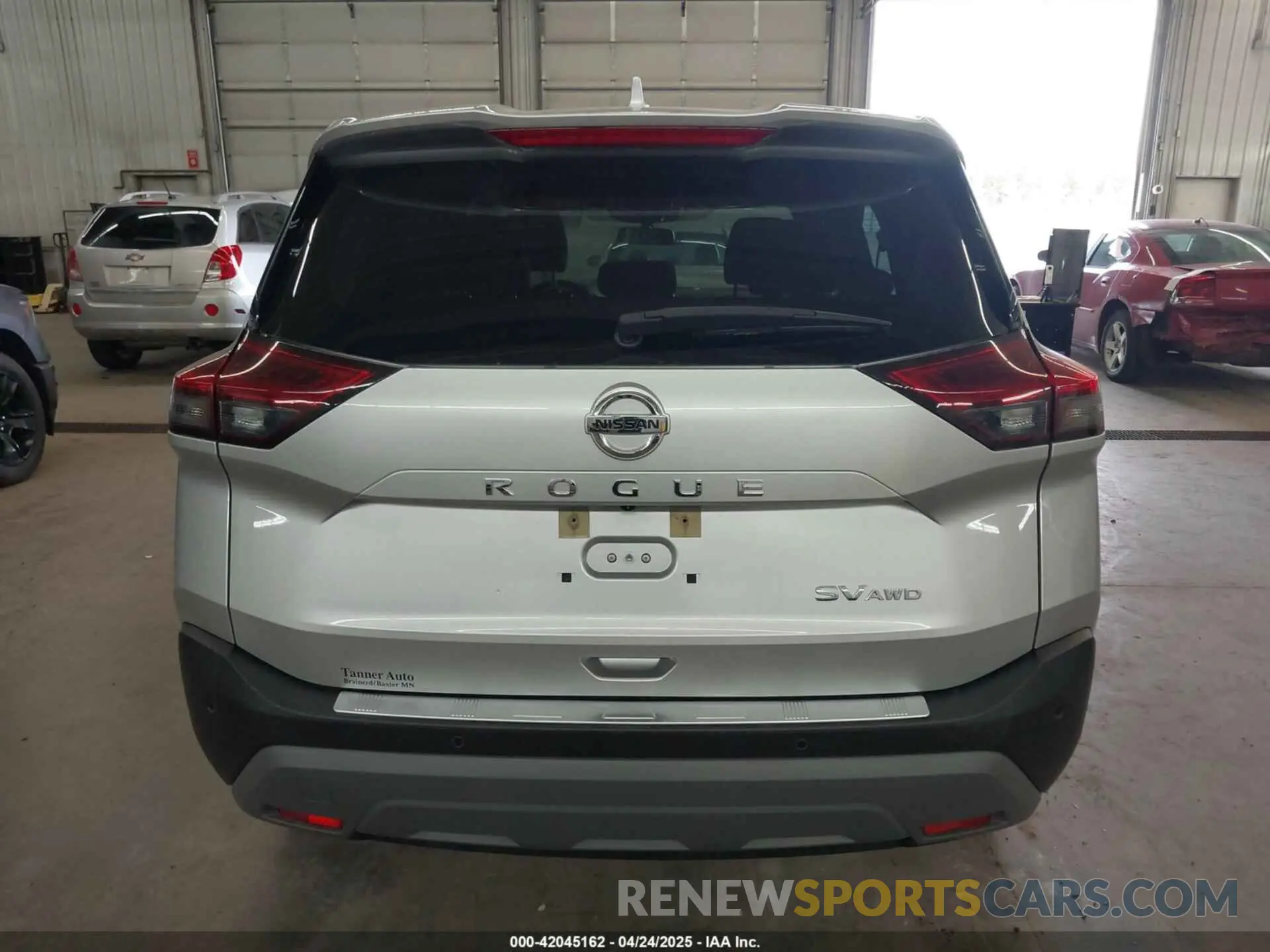 17 Photograph of a damaged car JN8AT3BB9MW210051 NISSAN ROGUE 2021