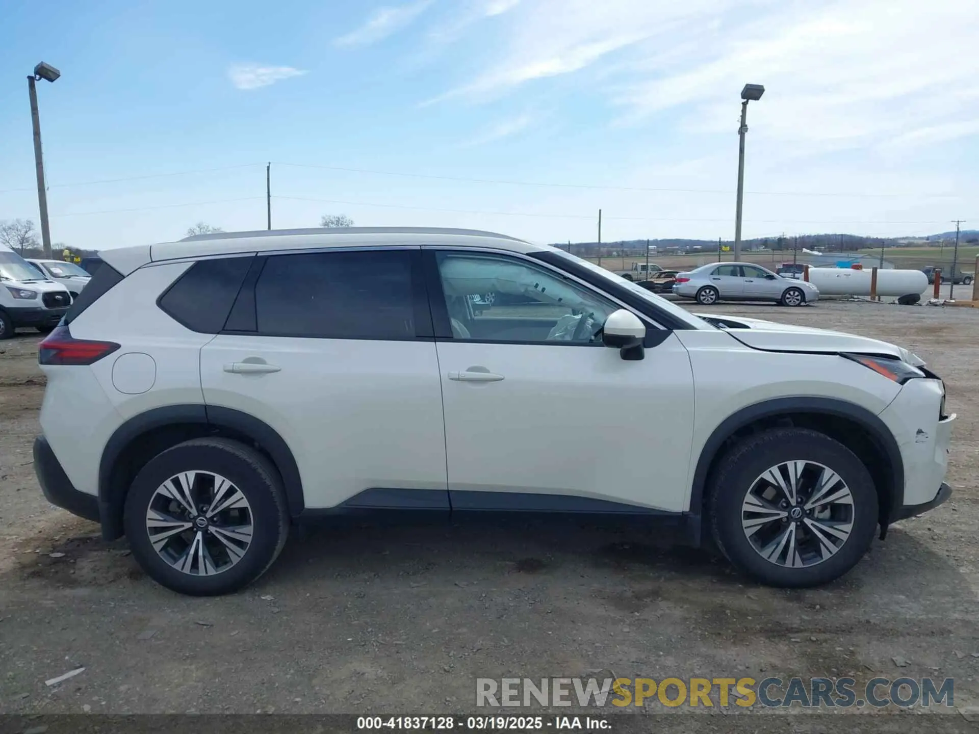 13 Photograph of a damaged car JN8AT3BB9MW237797 NISSAN ROGUE 2021