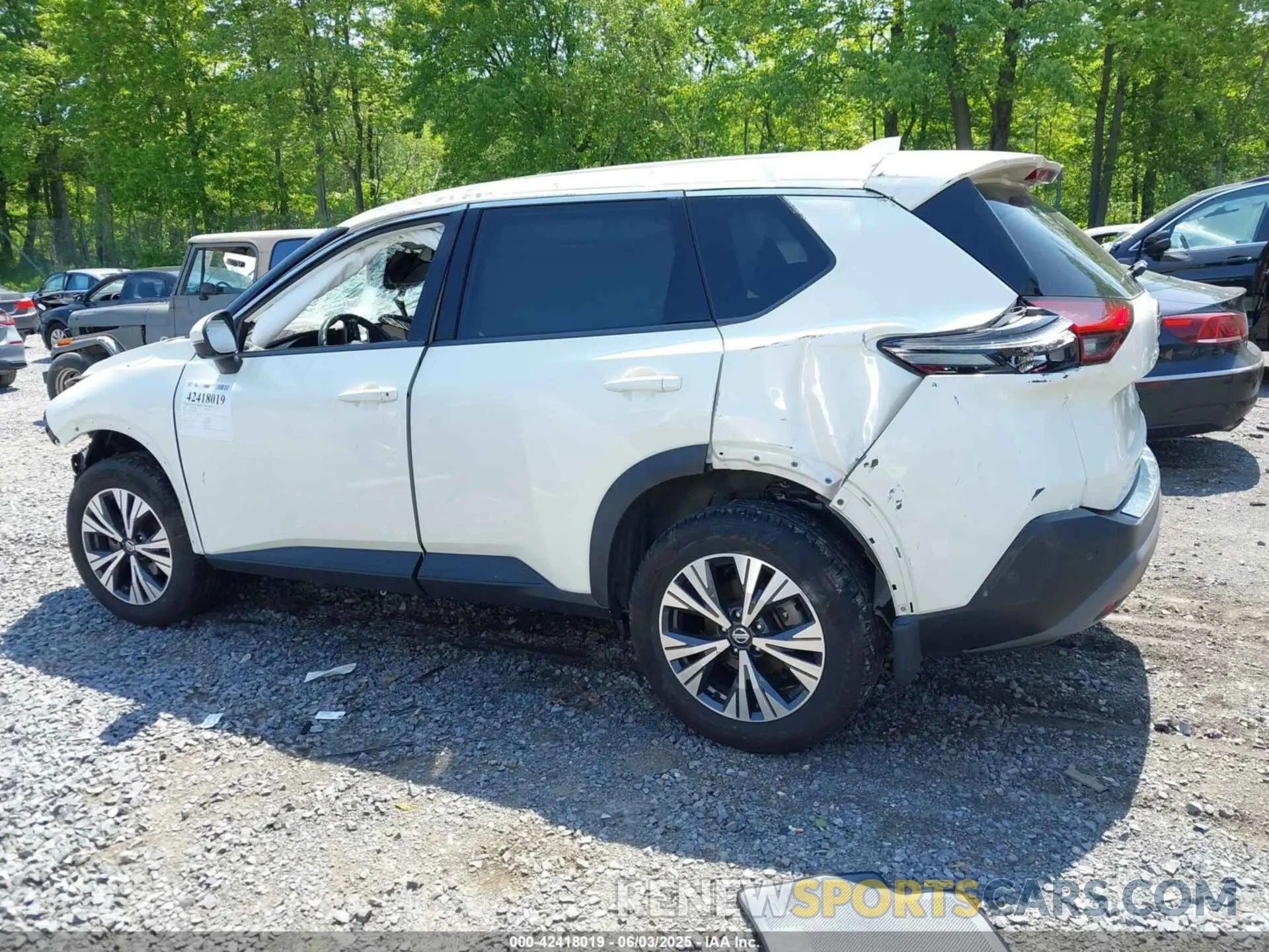 13 Photograph of a damaged car JN8AT3BBXMW220751 NISSAN ROGUE 2021