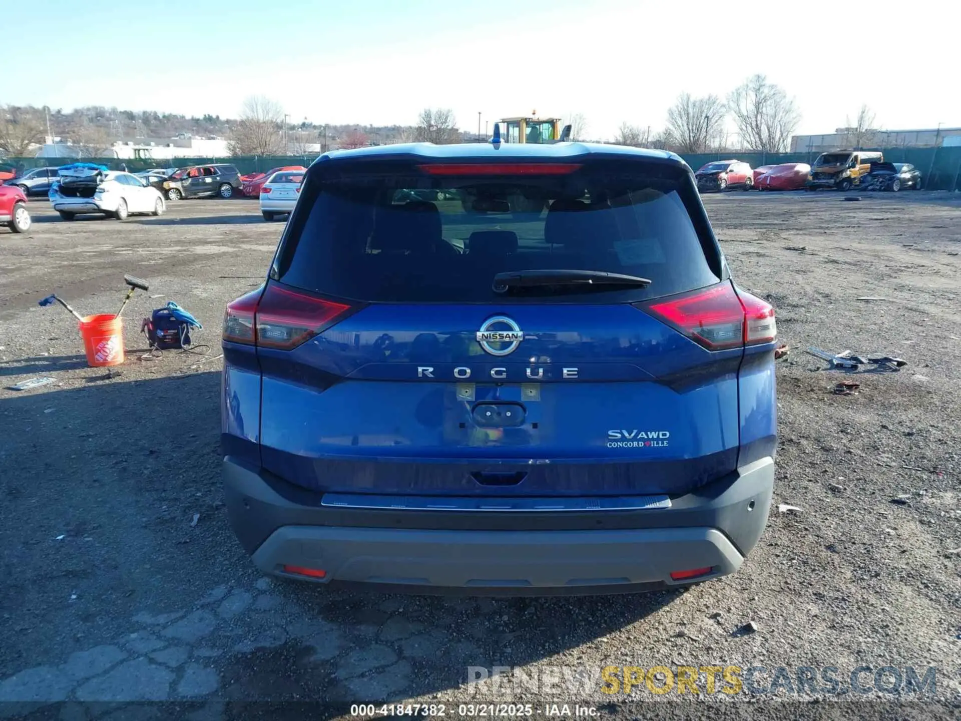 17 Photograph of a damaged car JN8AT3BBXMW225142 NISSAN ROGUE 2021
