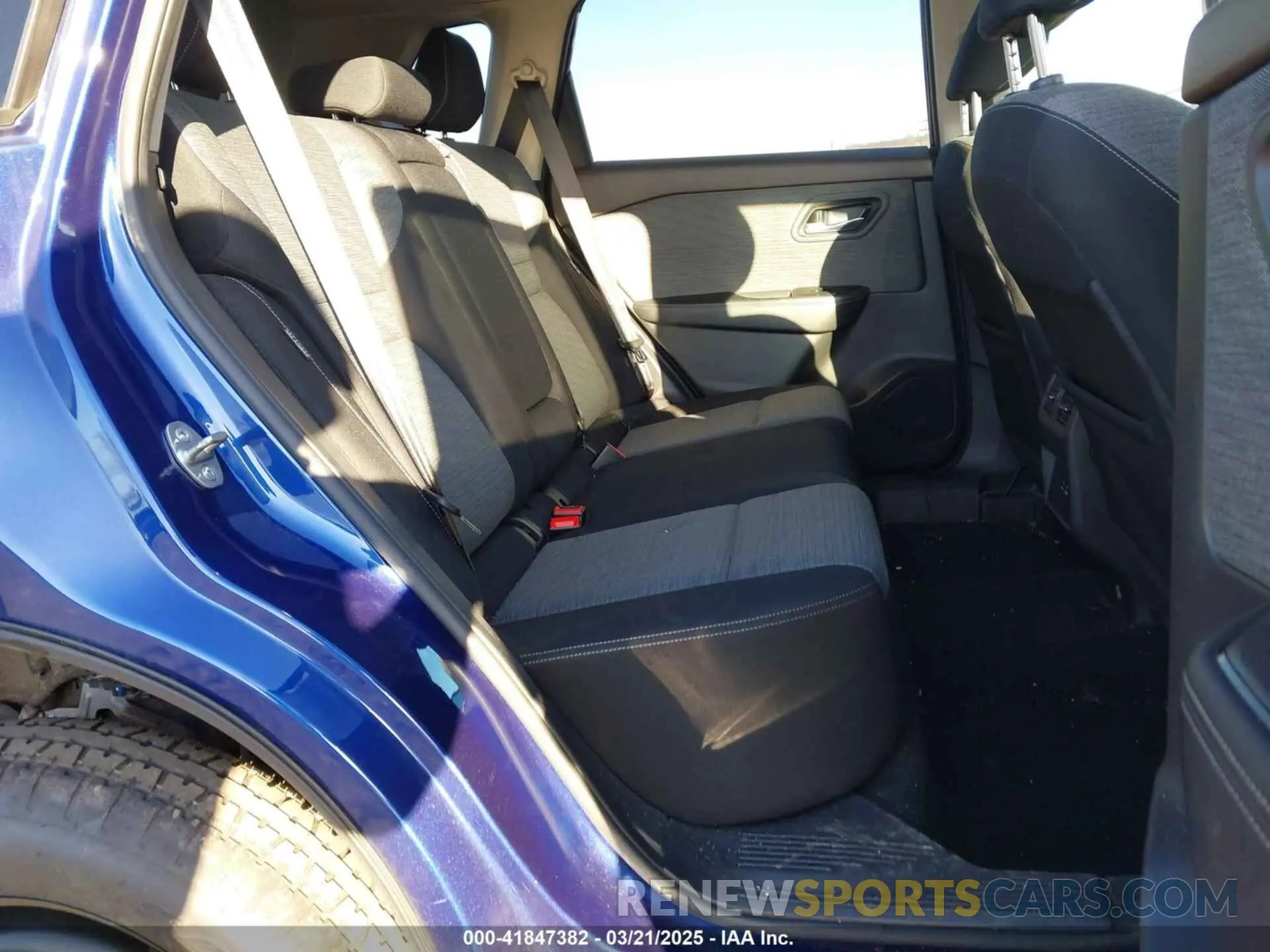 8 Photograph of a damaged car JN8AT3BBXMW225142 NISSAN ROGUE 2021