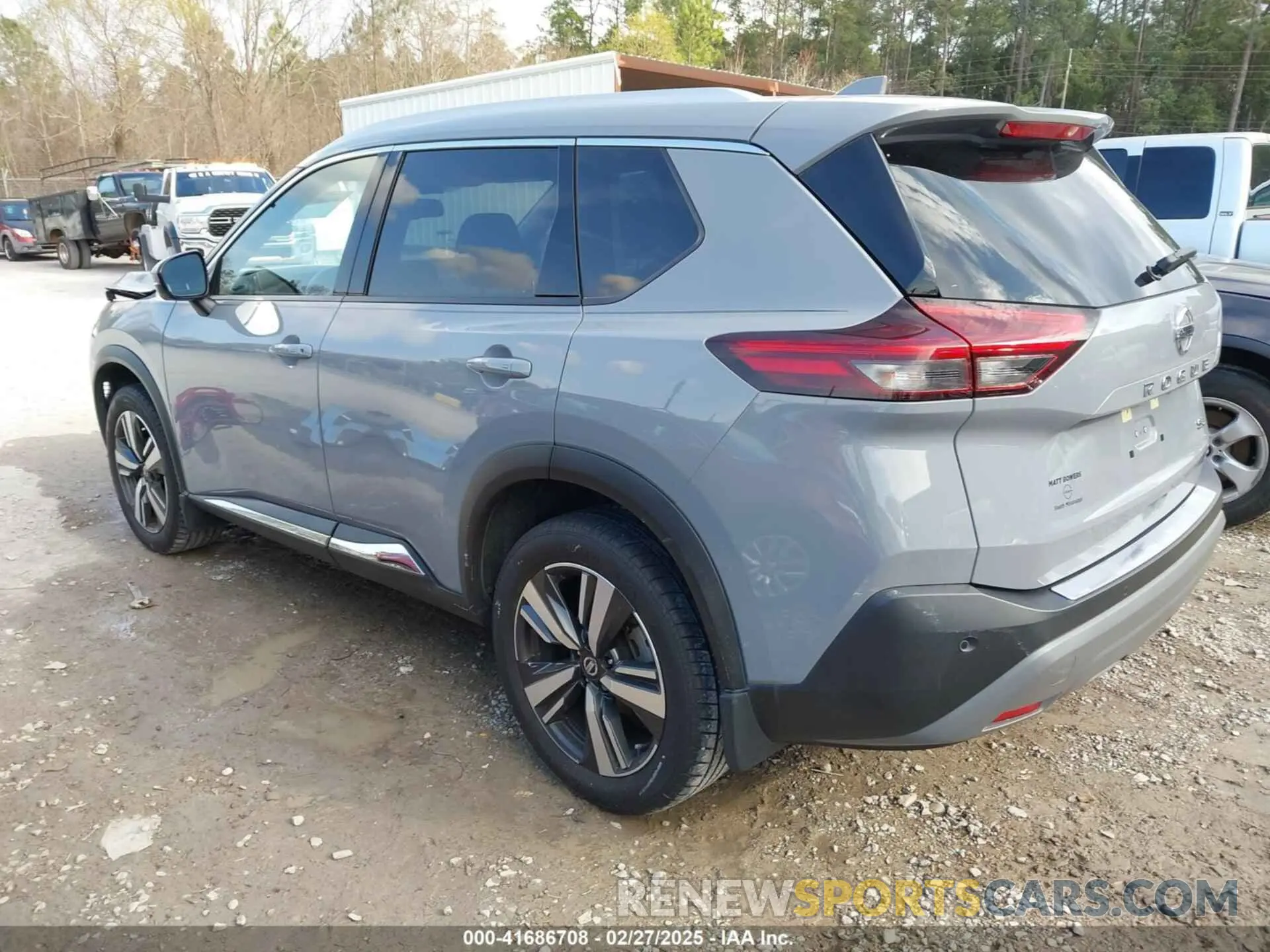 3 Photograph of a damaged car JN8AT3CA1MW028852 NISSAN ROGUE 2021
