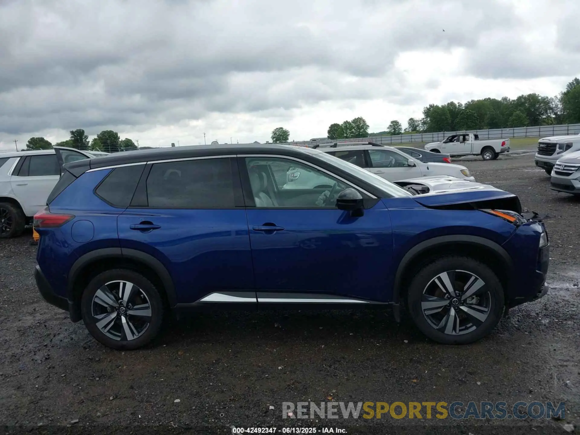 14 Photograph of a damaged car JN8AT3CA2MW020694 NISSAN ROGUE 2021