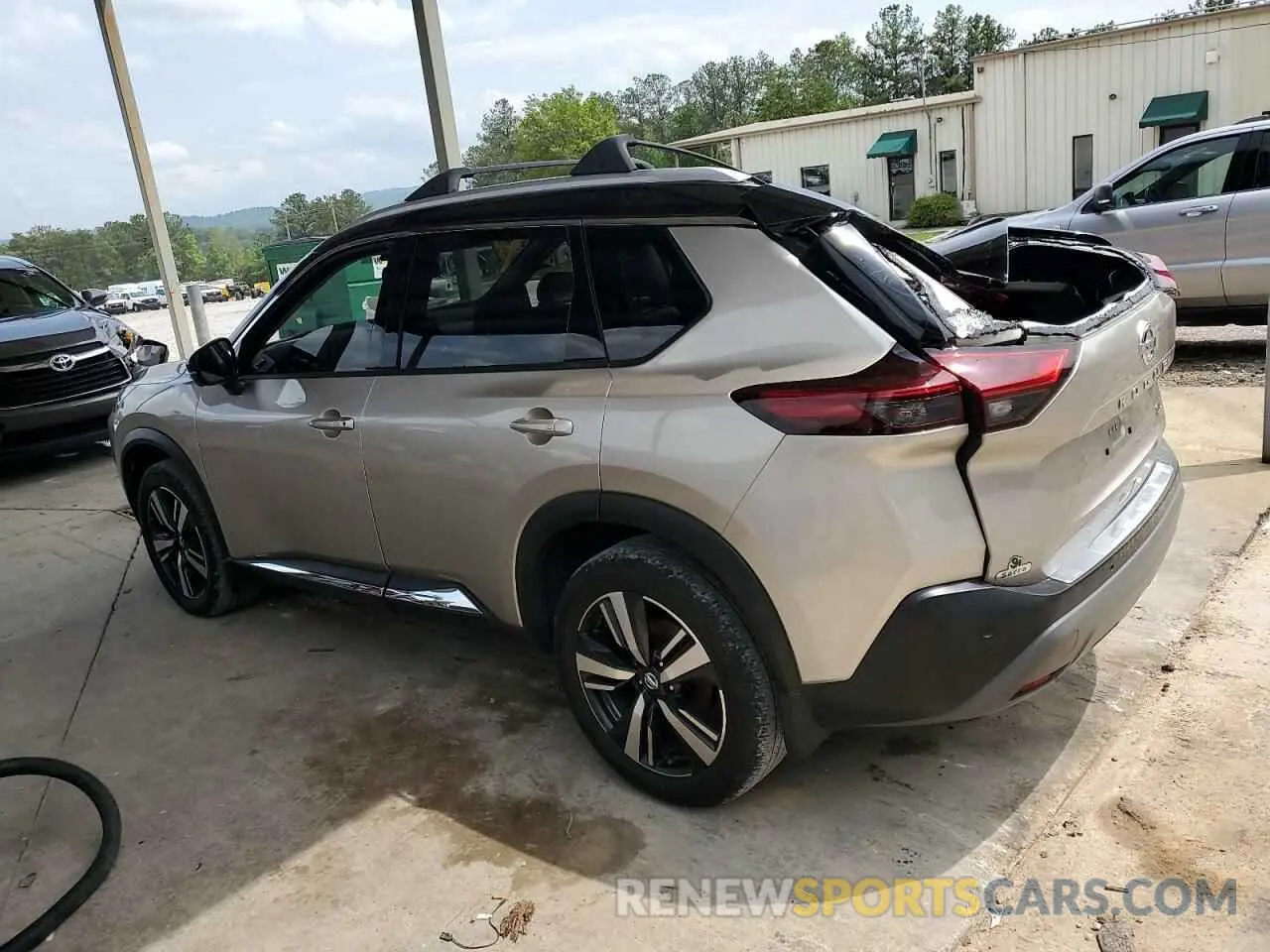 2 Photograph of a damaged car JN8AT3CA2MW027502 NISSAN ROGUE 2021