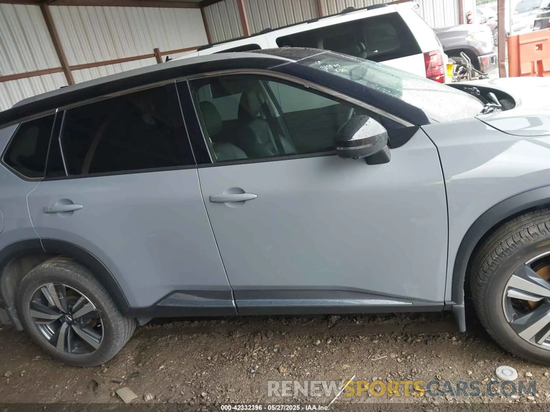 14 Photograph of a damaged car JN8AT3CA9MW023978 NISSAN ROGUE 2021