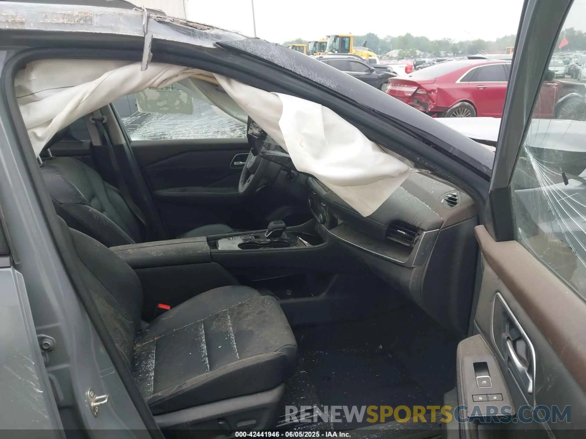 5 Photograph of a damaged car JN8AT3CAXMW027893 NISSAN ROGUE 2021