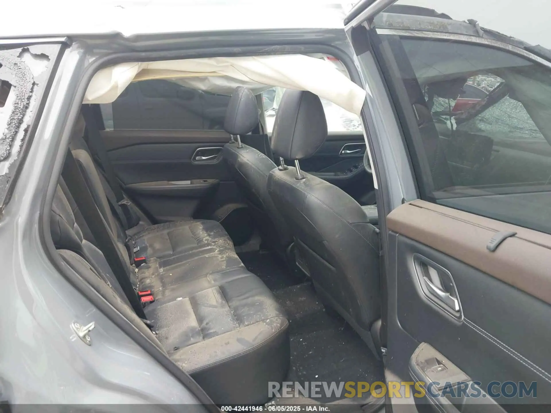 8 Photograph of a damaged car JN8AT3CAXMW027893 NISSAN ROGUE 2021