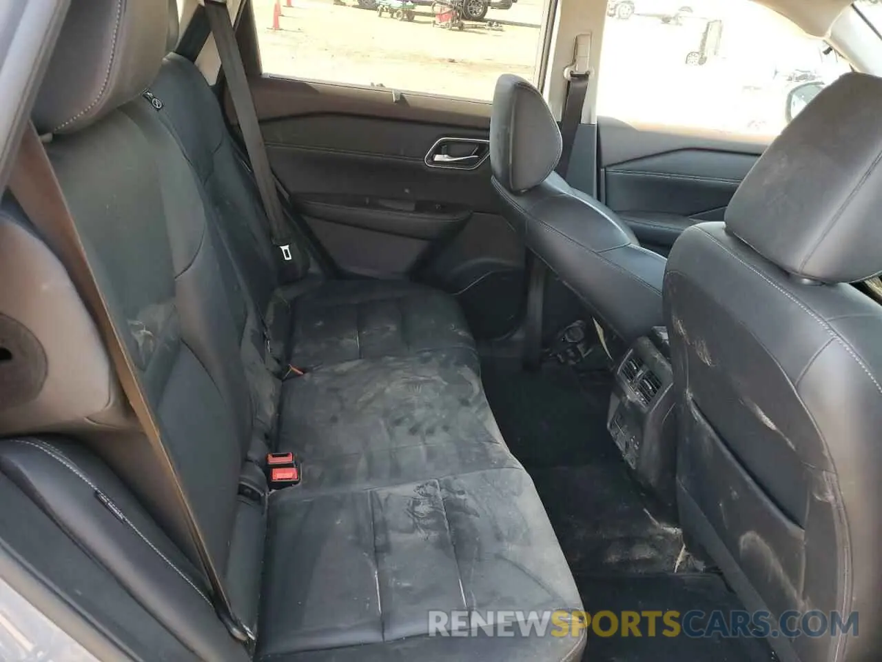 11 Photograph of a damaged car JN8AT3CAXMW028204 NISSAN ROGUE 2021