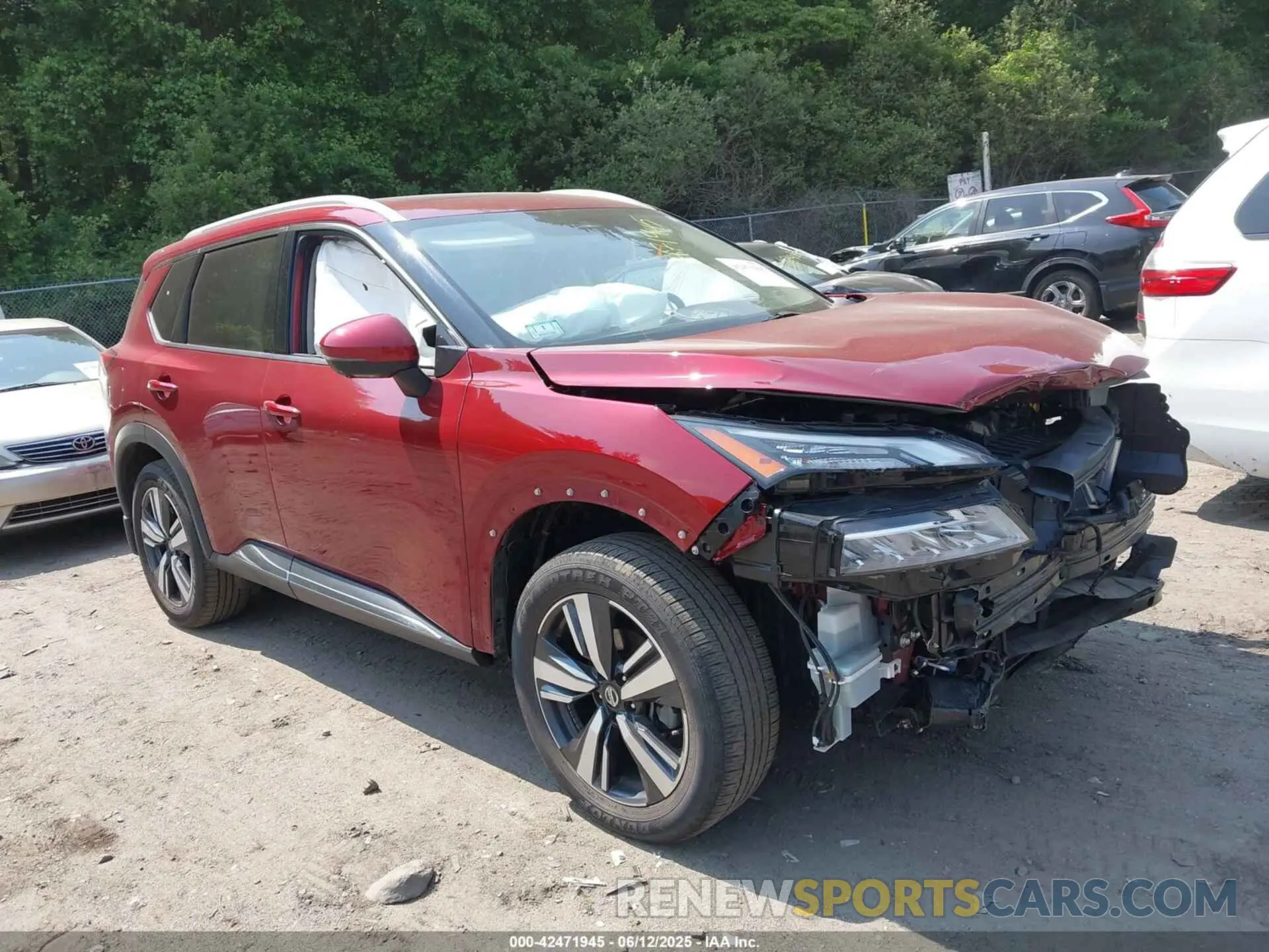 1 Photograph of a damaged car JN8AT3CB1MW242331 NISSAN ROGUE 2021