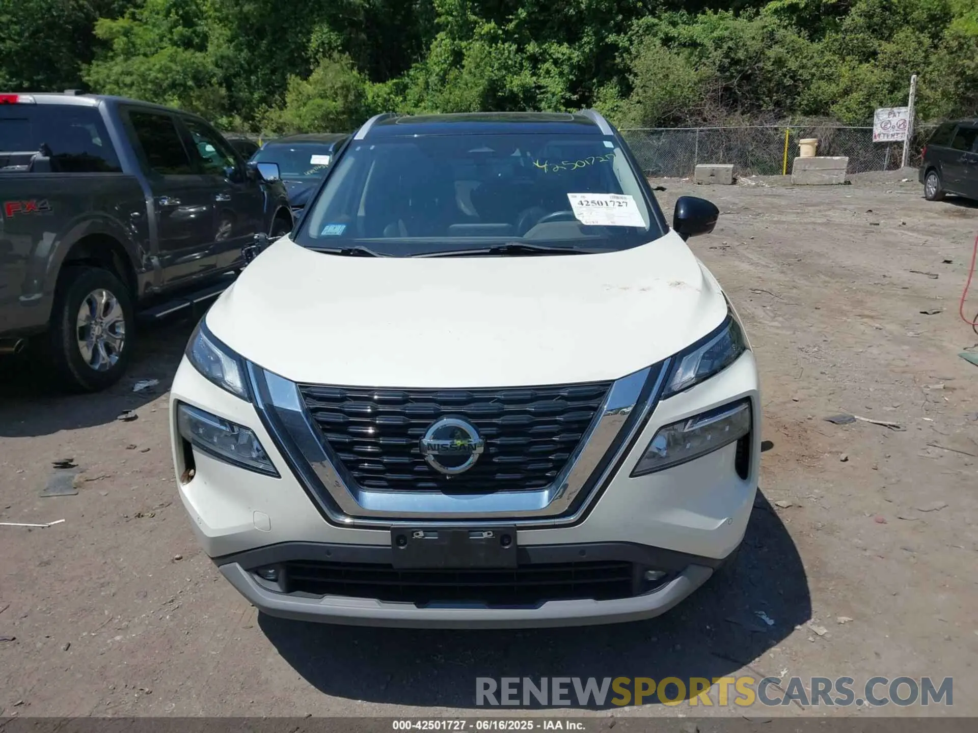 13 Photograph of a damaged car JN8AT3CB4MW201885 NISSAN ROGUE 2021