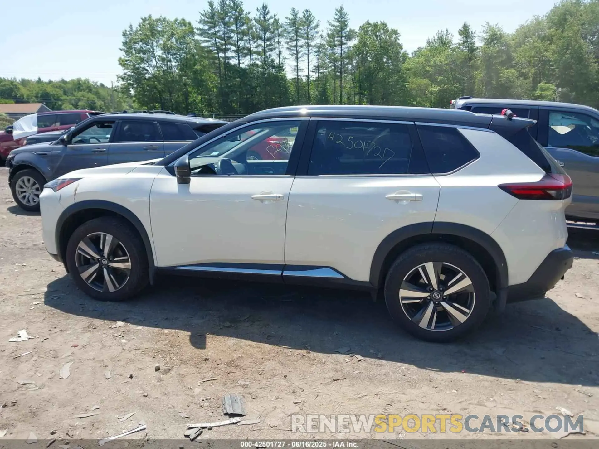 15 Photograph of a damaged car JN8AT3CB4MW201885 NISSAN ROGUE 2021