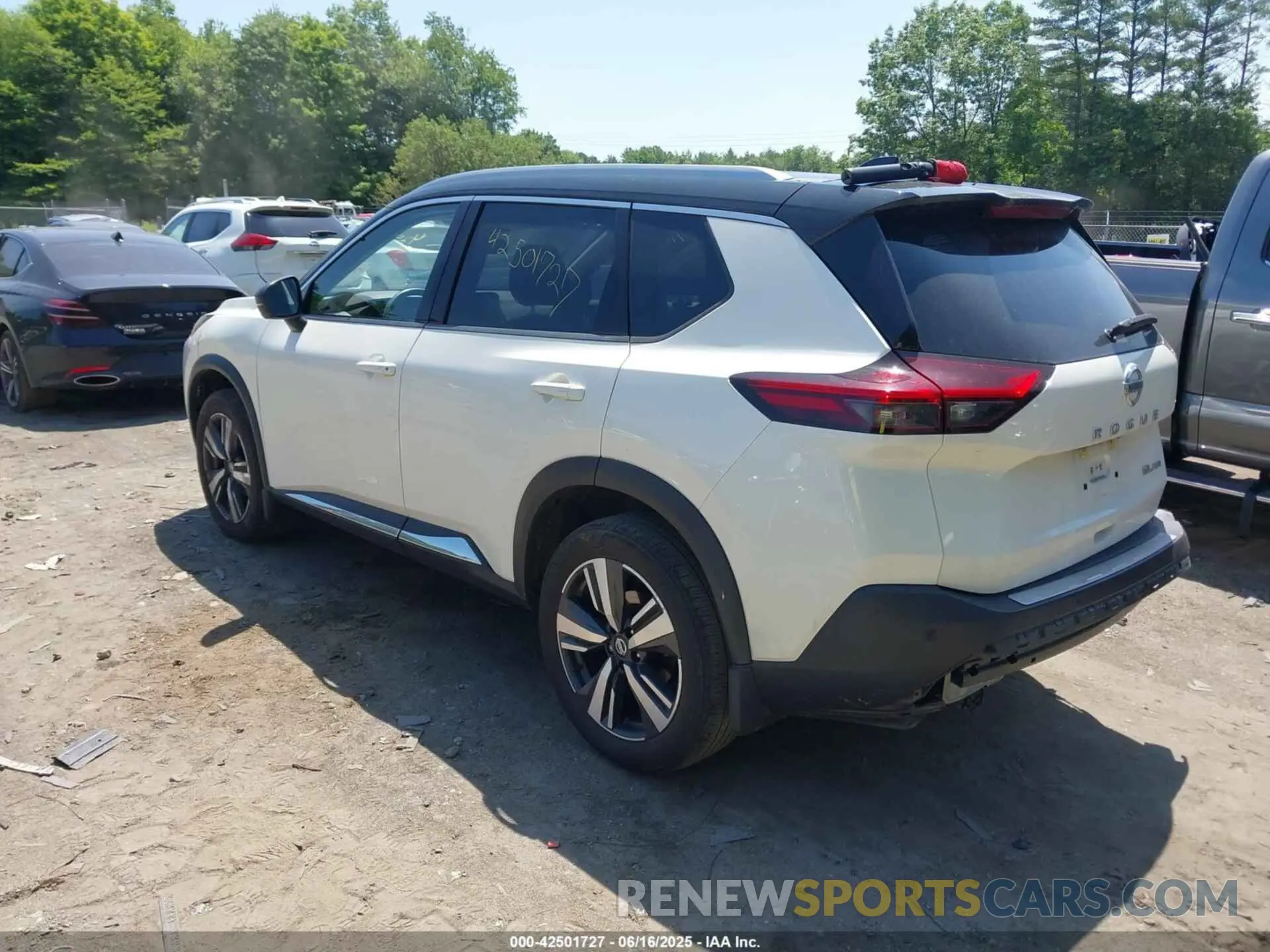 3 Photograph of a damaged car JN8AT3CB4MW201885 NISSAN ROGUE 2021