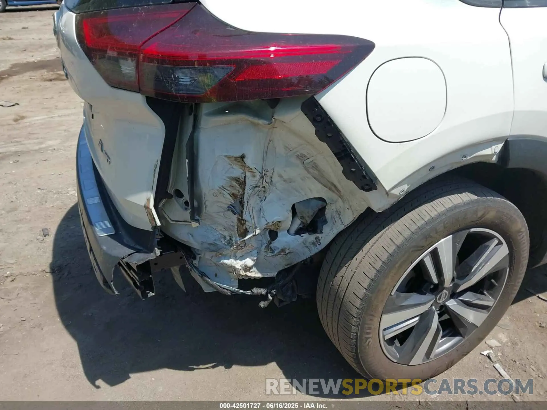 6 Photograph of a damaged car JN8AT3CB4MW201885 NISSAN ROGUE 2021