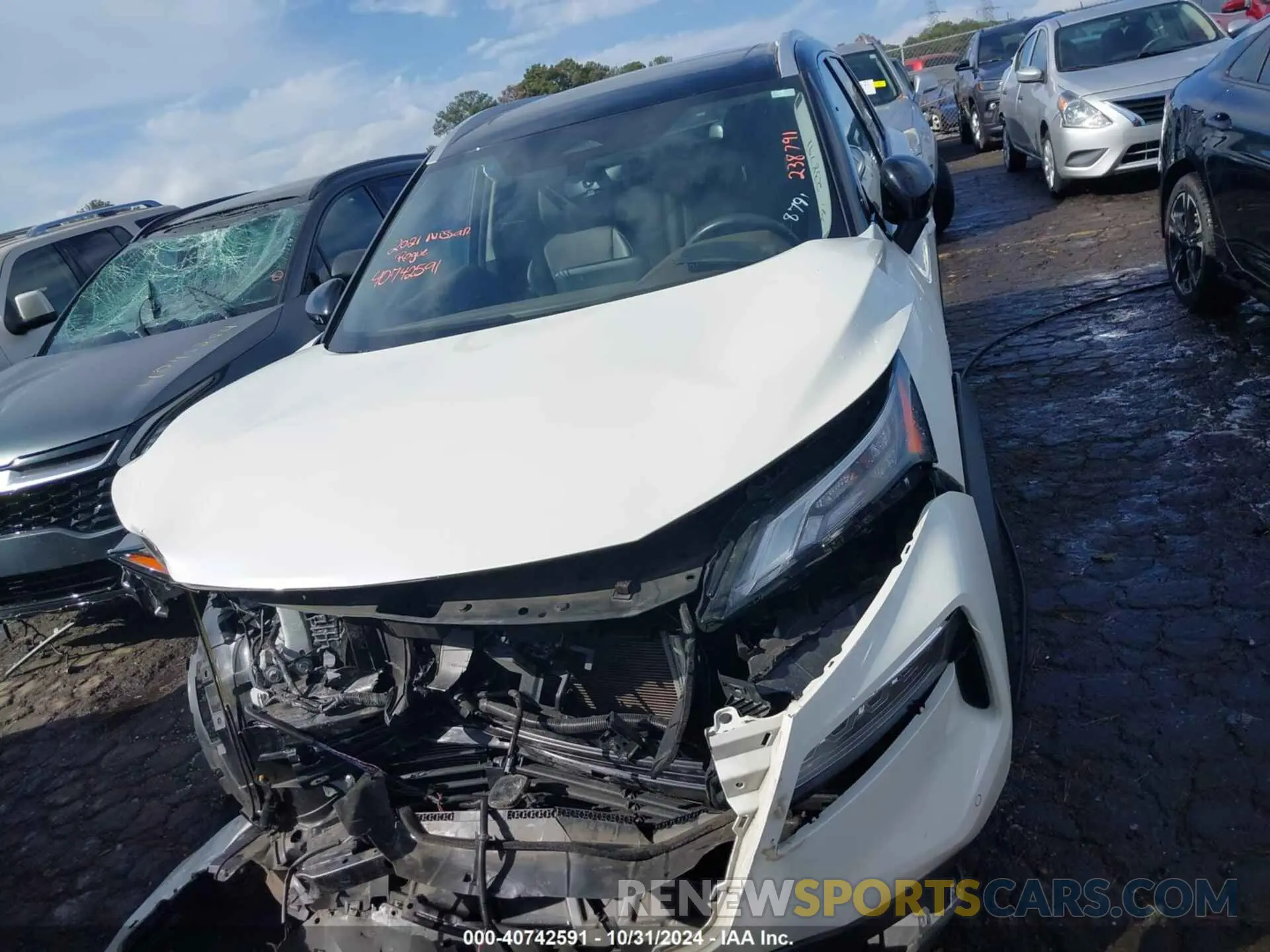 11 Photograph of a damaged car JN8AT3CB4MW238791 NISSAN ROGUE 2021
