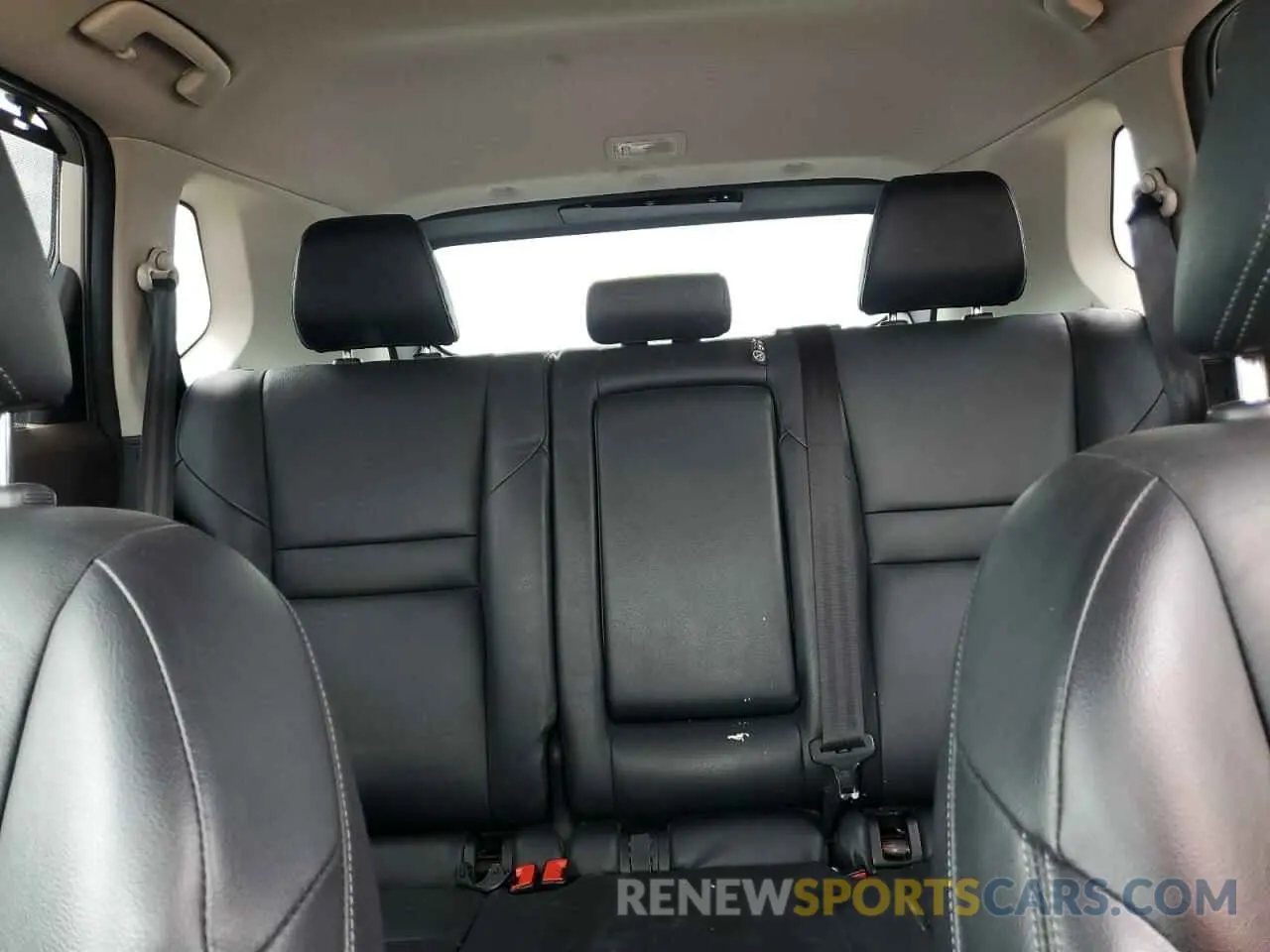 10 Photograph of a damaged car JN8AT3CB6MW236900 NISSAN ROGUE 2021