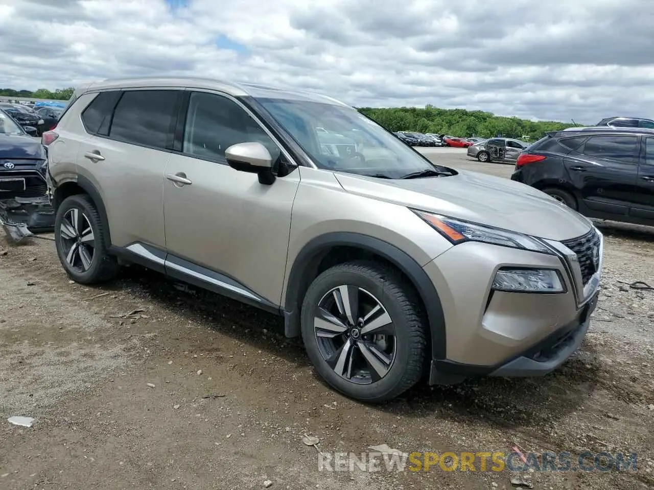 4 Photograph of a damaged car JN8AT3CB6MW236900 NISSAN ROGUE 2021