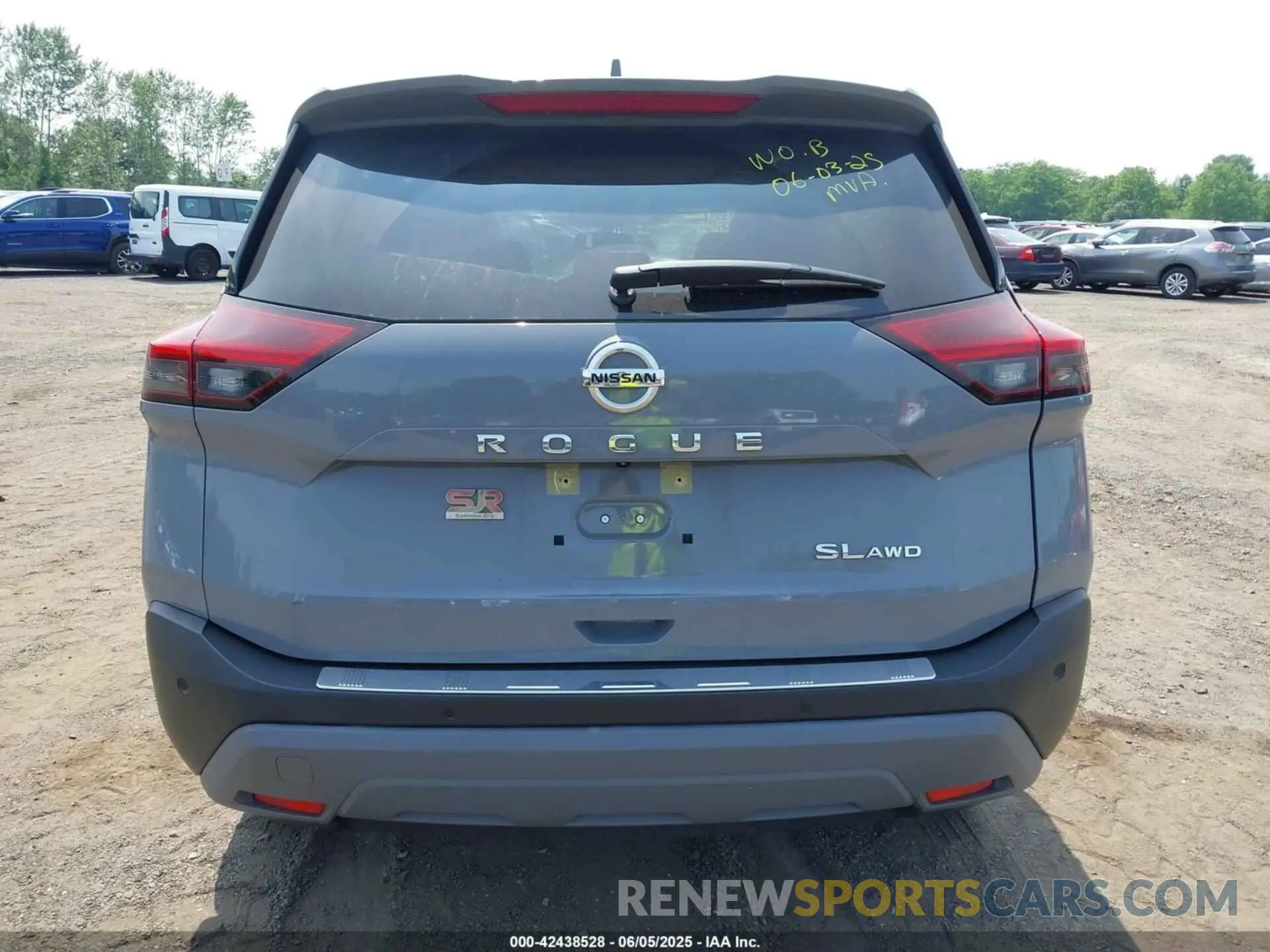 16 Photograph of a damaged car JN8AT3CB6MW242387 NISSAN ROGUE 2021