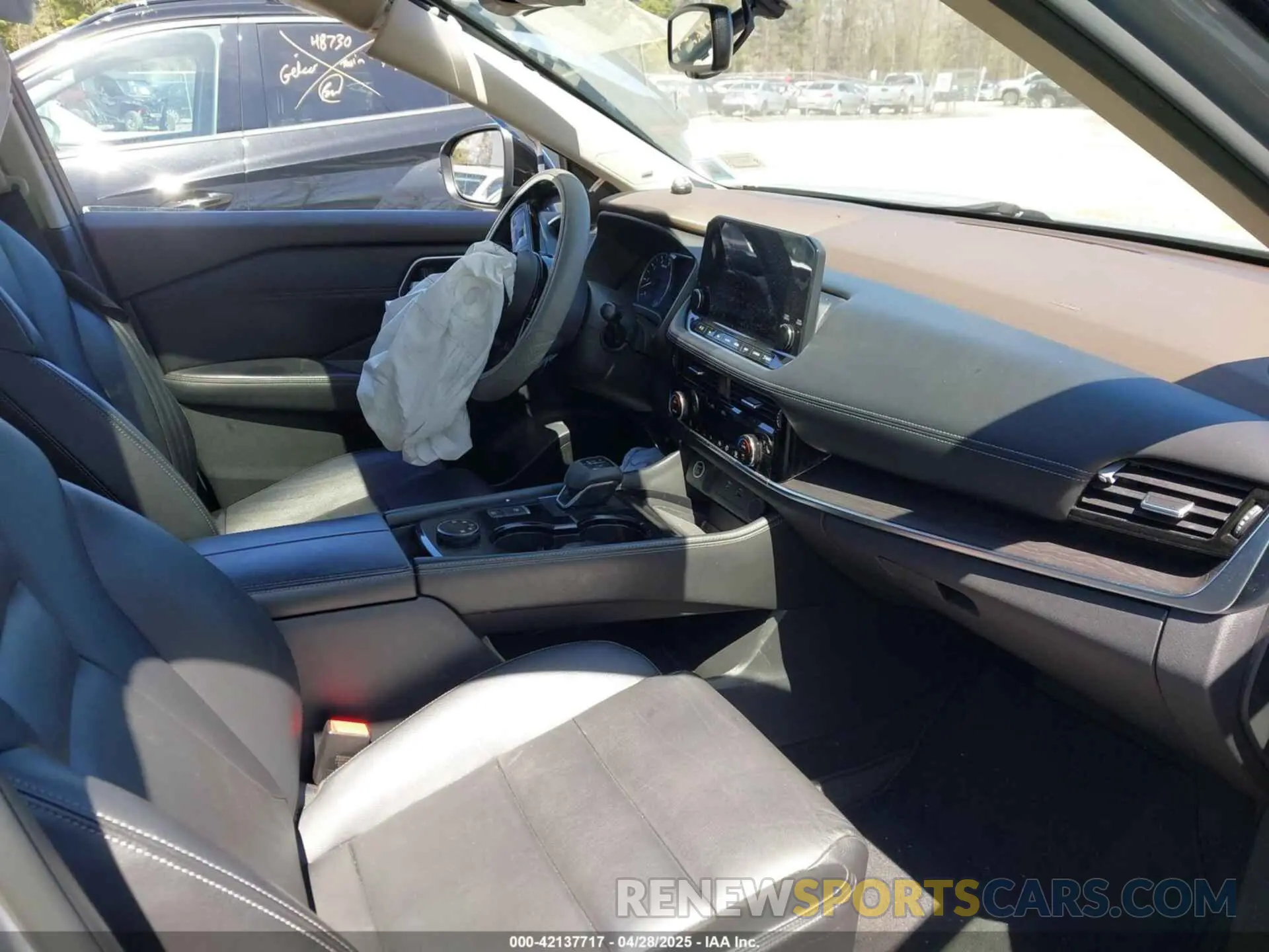 5 Photograph of a damaged car JN8AT3CB7MW238140 NISSAN ROGUE 2021